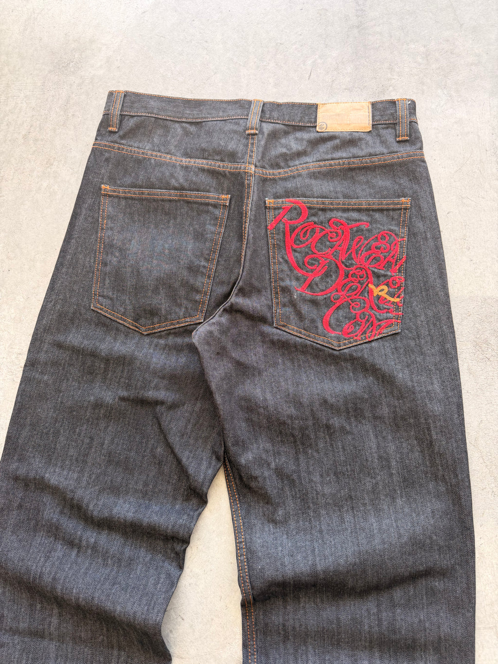 Rocawear black denim jeans Sz 34