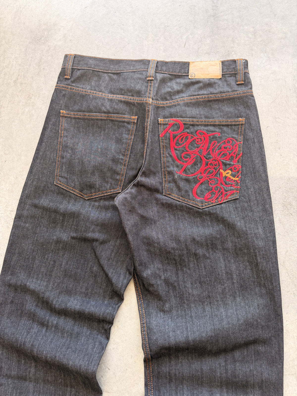 Rocawear black denim jeans Sz 34
