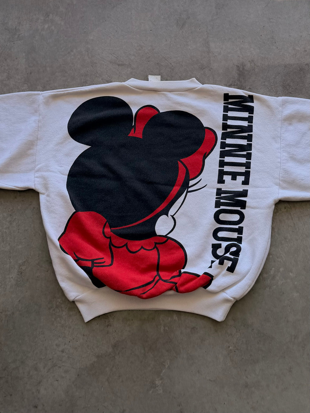 Minnie Mouse white crewneck - M