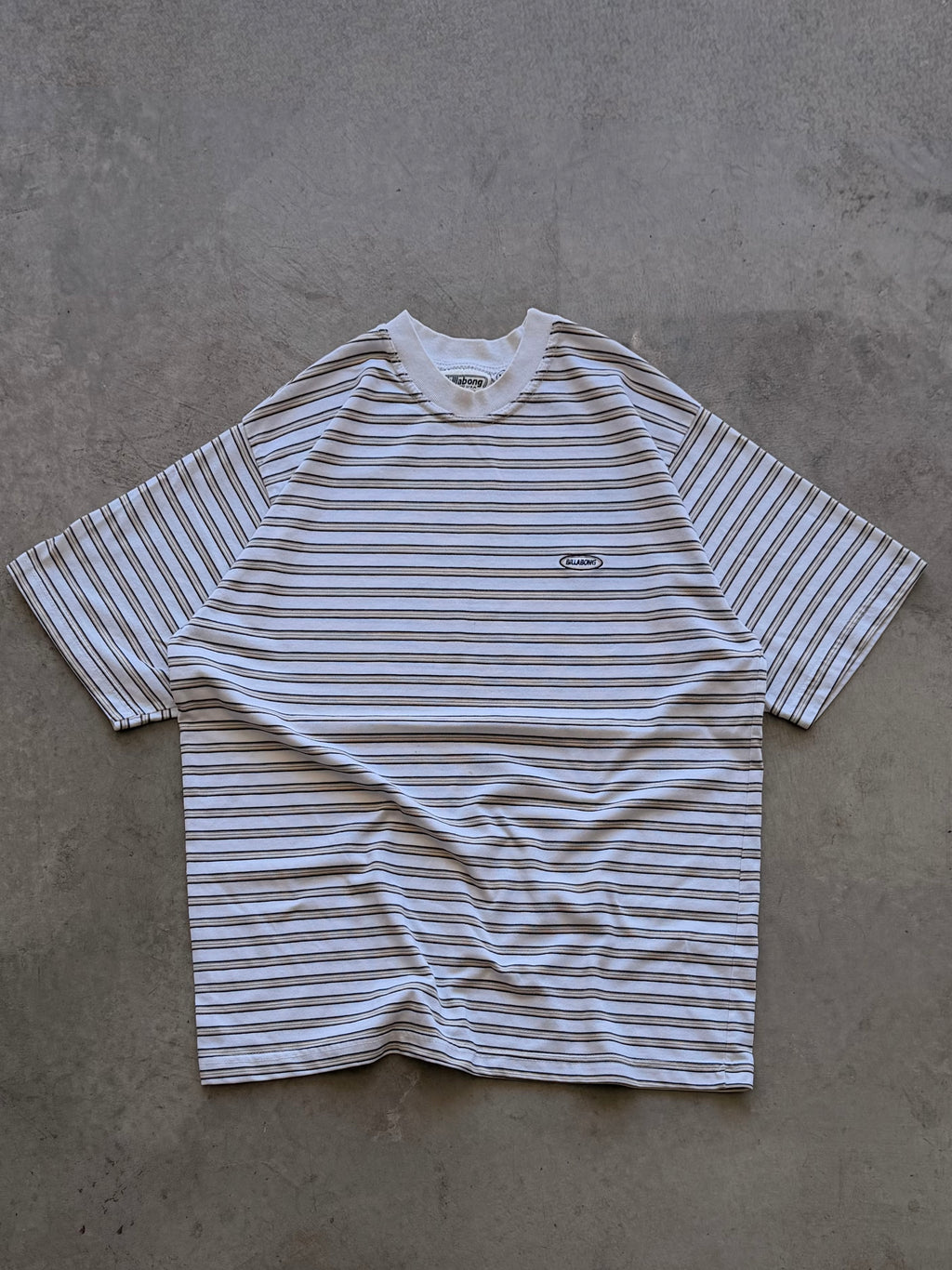 Billabong striped tee - L