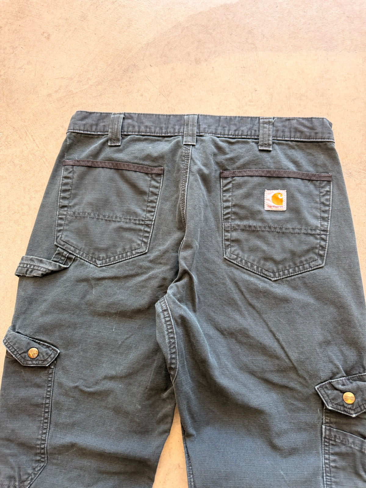 Carhartt black pants Sz 32