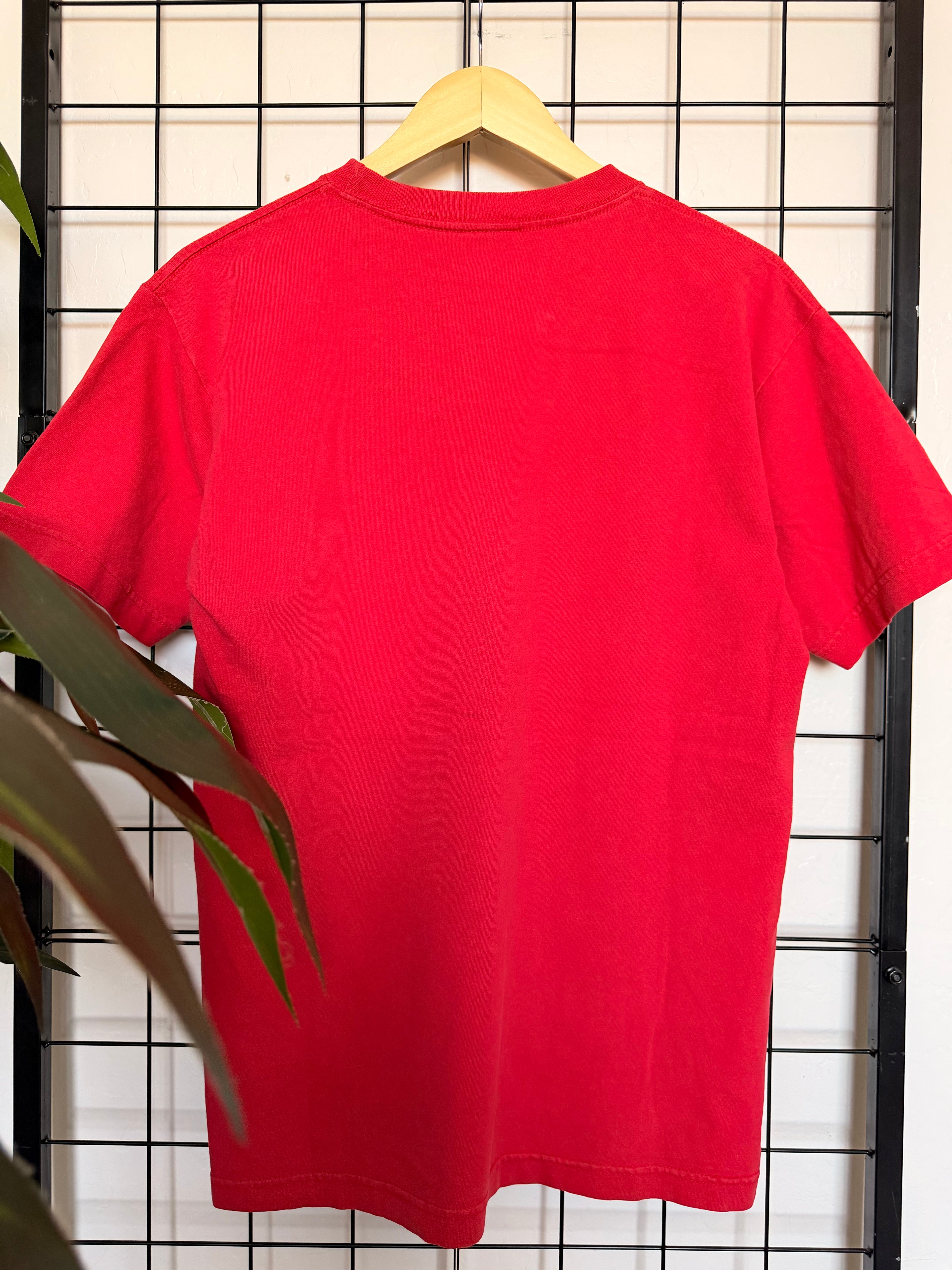 00s Shorty's red skate tee - M