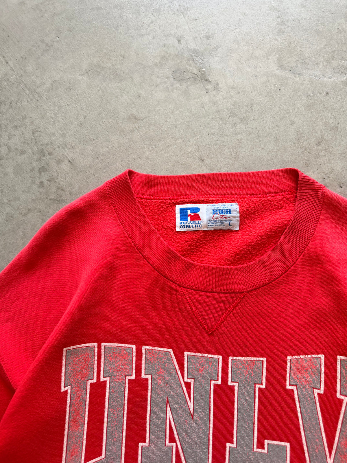 UNLV Russell Athletic crewneck - L