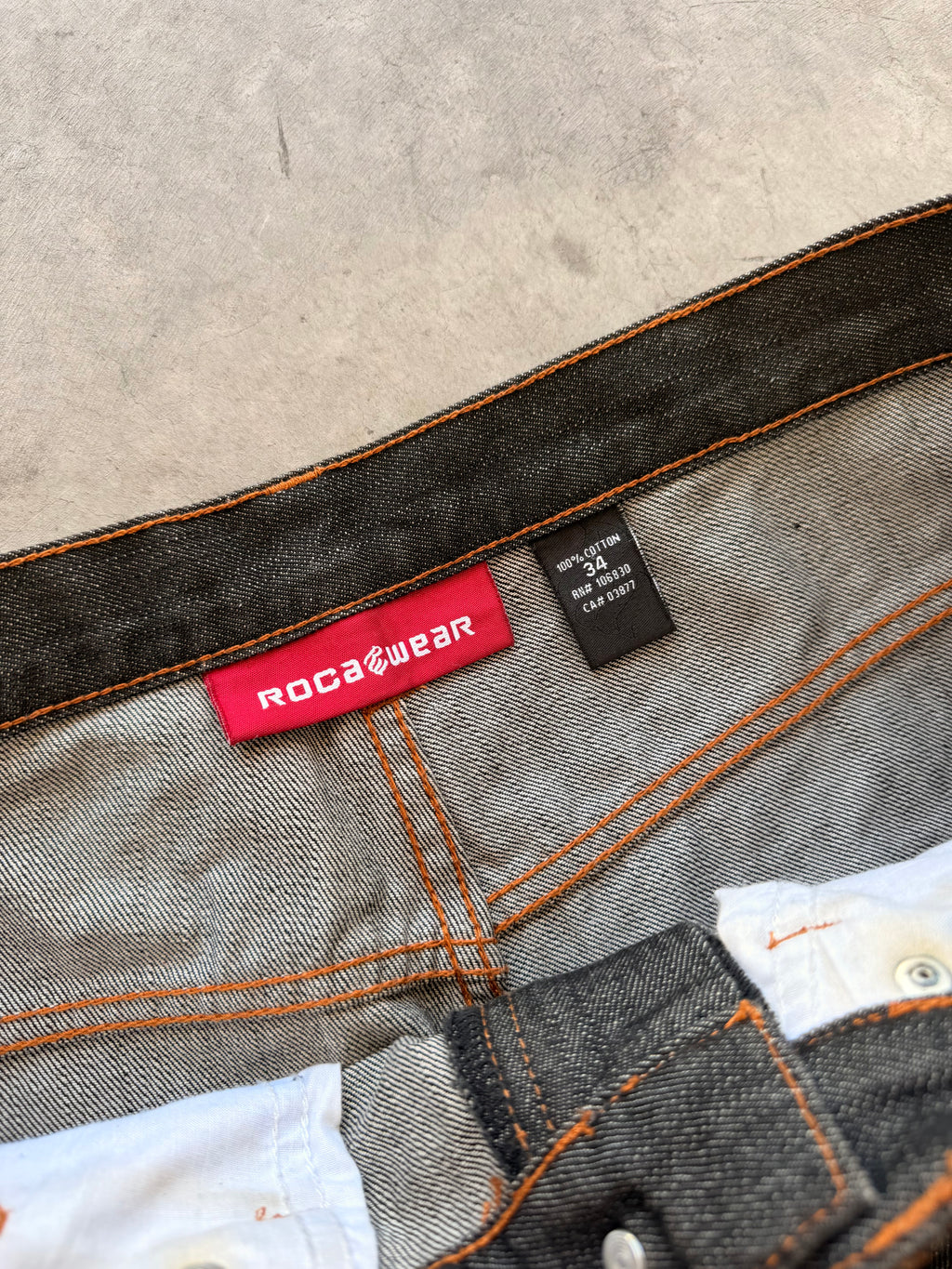 Rocawear black denim jeans Sz 34