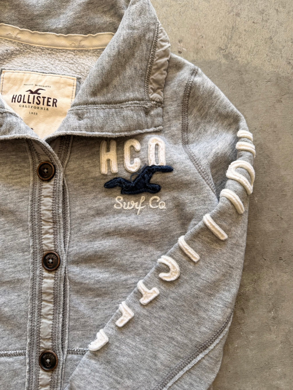 y2k Hollister grey button up - S