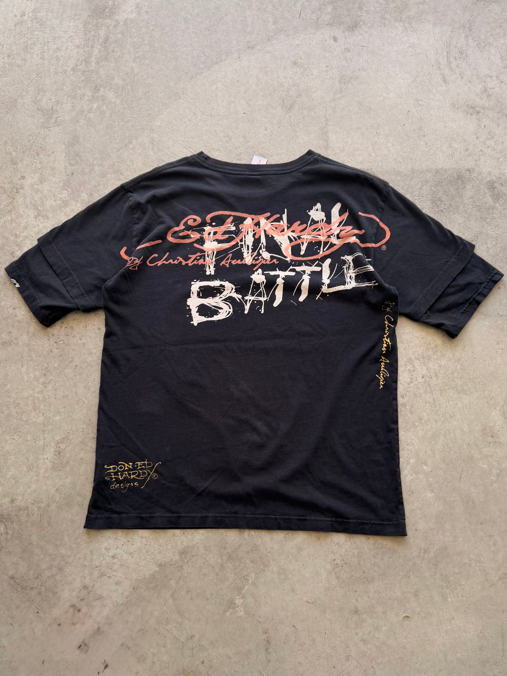 Ed Hardy final battle tee - L