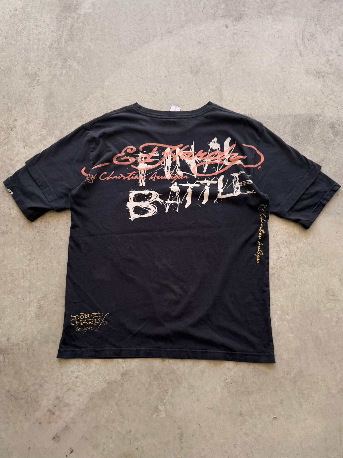 Ed Hardy final battle tee - L