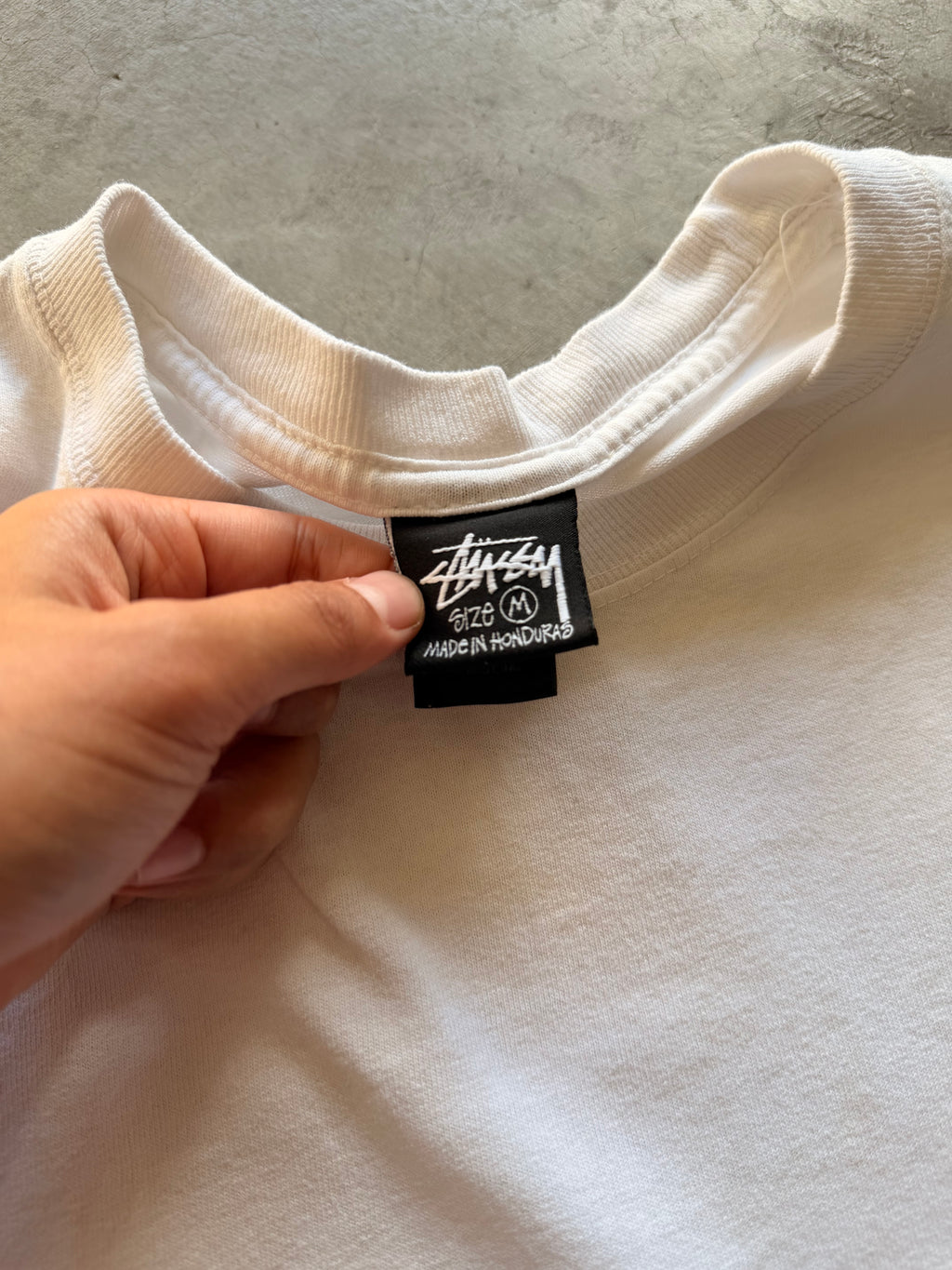 Stussy world crew dragon tee - M