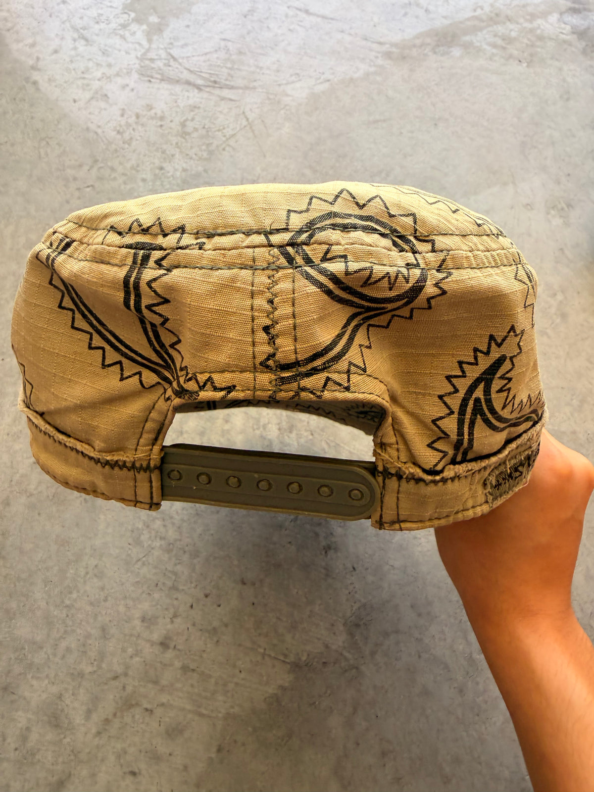 Stussy paisley hat