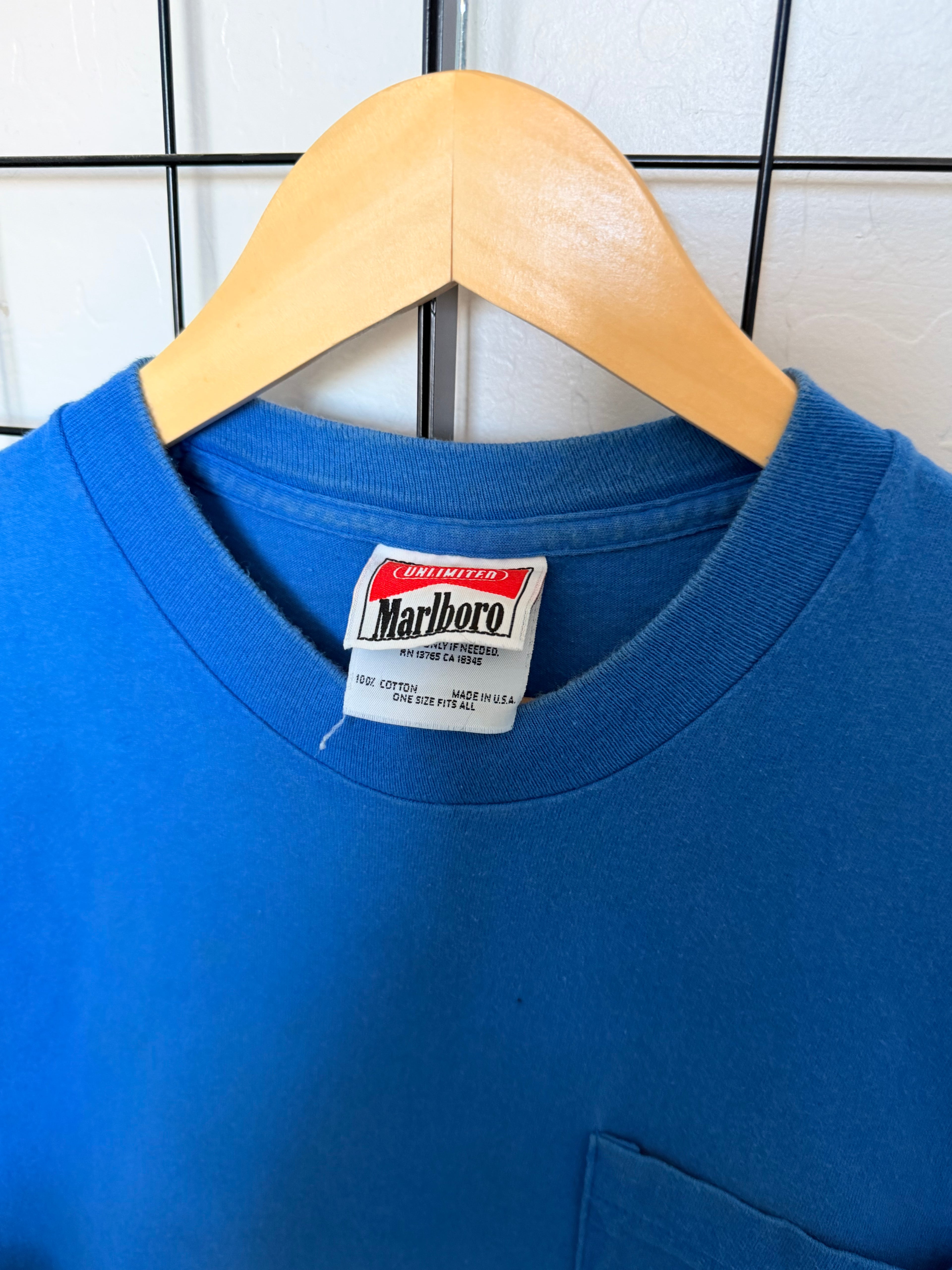 Marlboro Unlimited wolf blue pocket tee - L