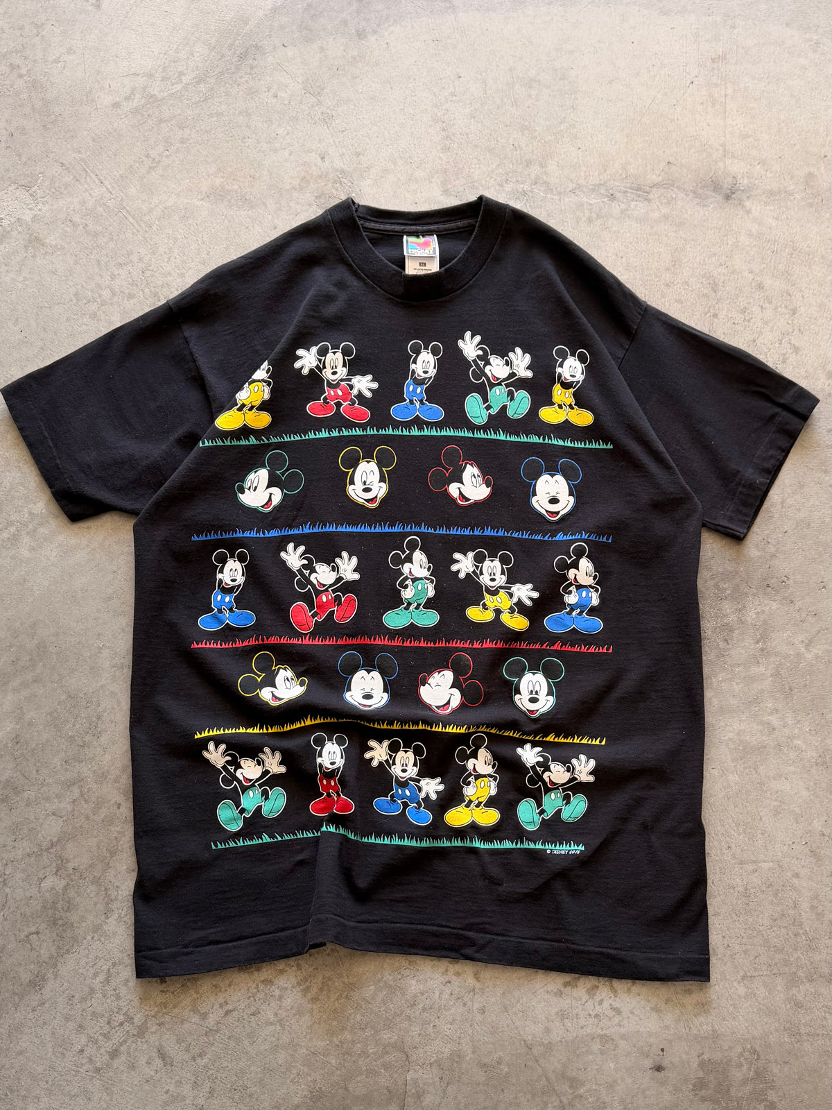 Vintage Disney black tee - XL