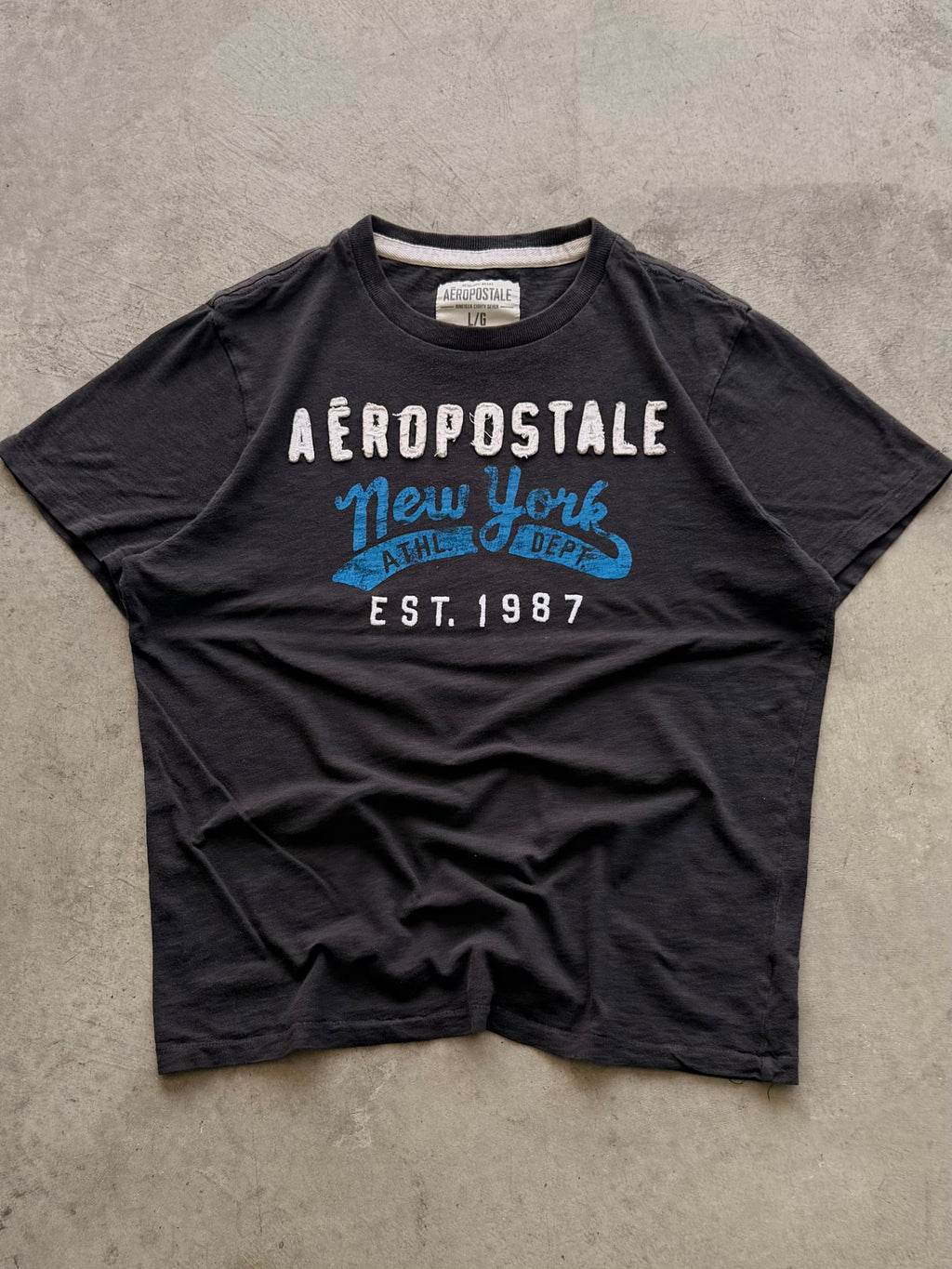 Y2K Aeropostale black tee - L