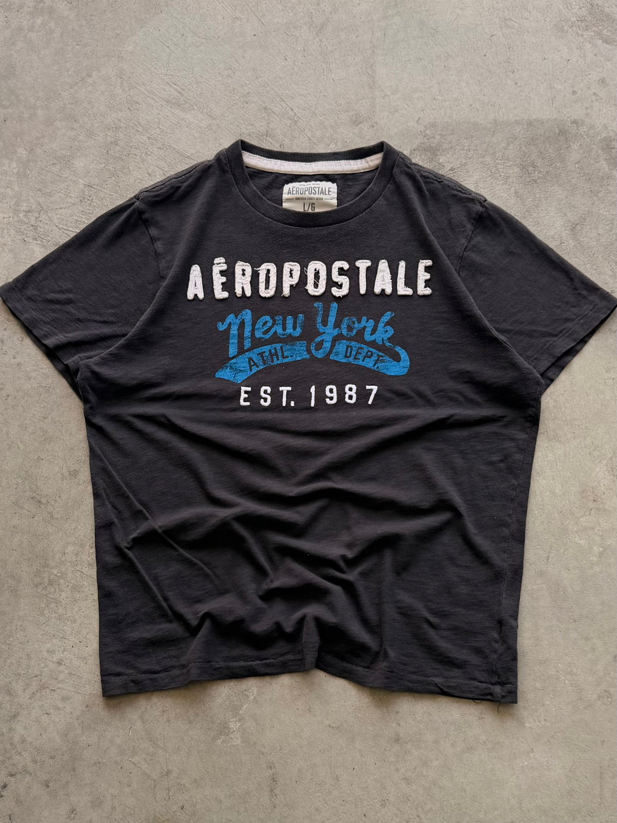 Y2K Aeropostale black tee - L