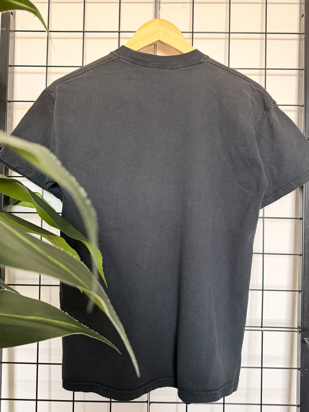 Halo big graphic print tee - M
