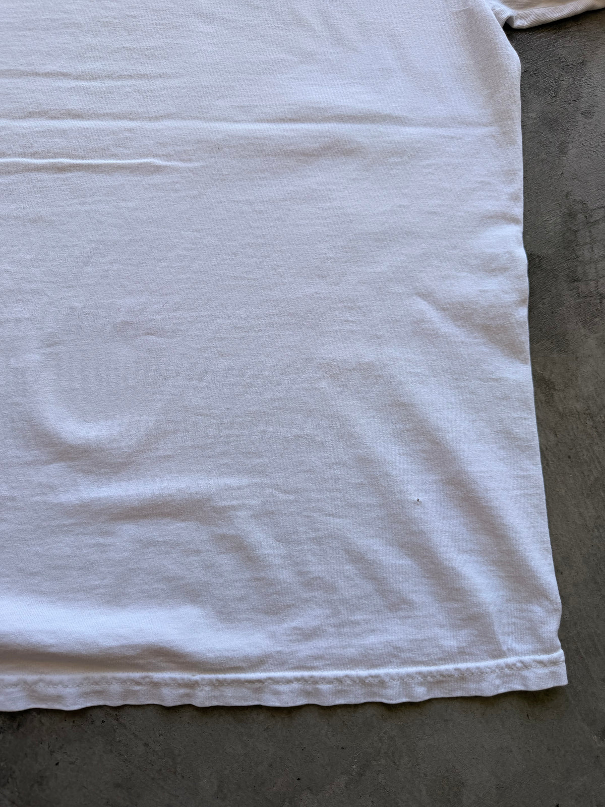 Bulldog bad dog white tee - L