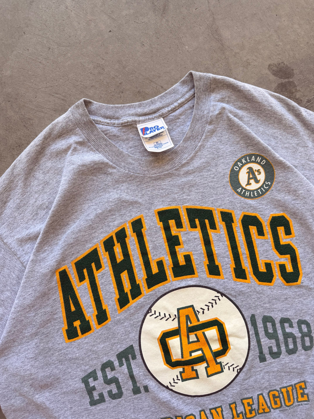1997 Athletics Pro Player tee - XL