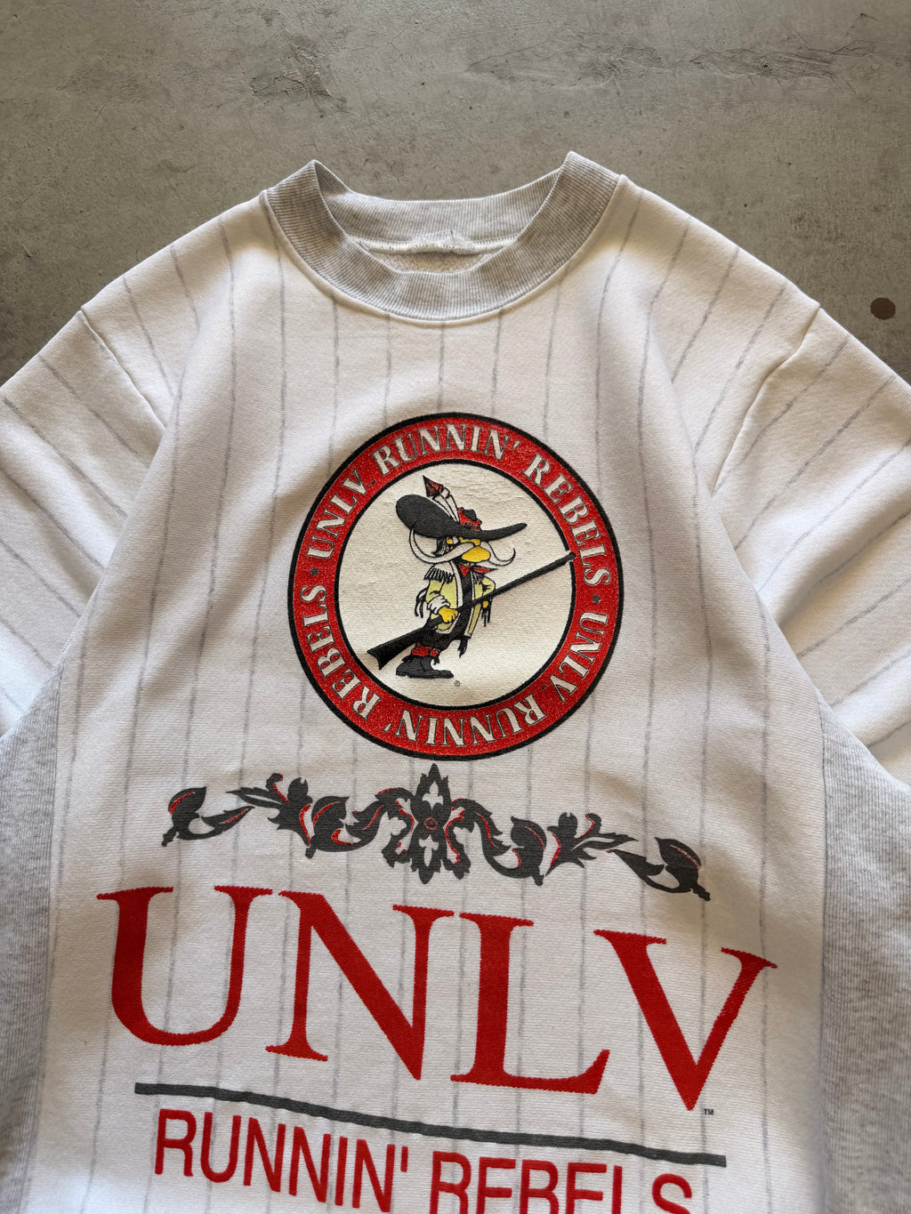 UNLV pinstriped crewneck - M