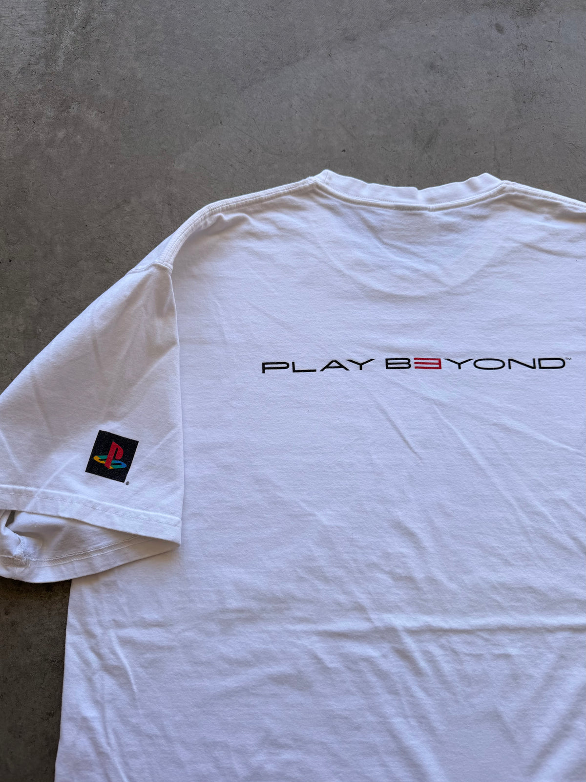 Playstation 3 play beyond tee - L