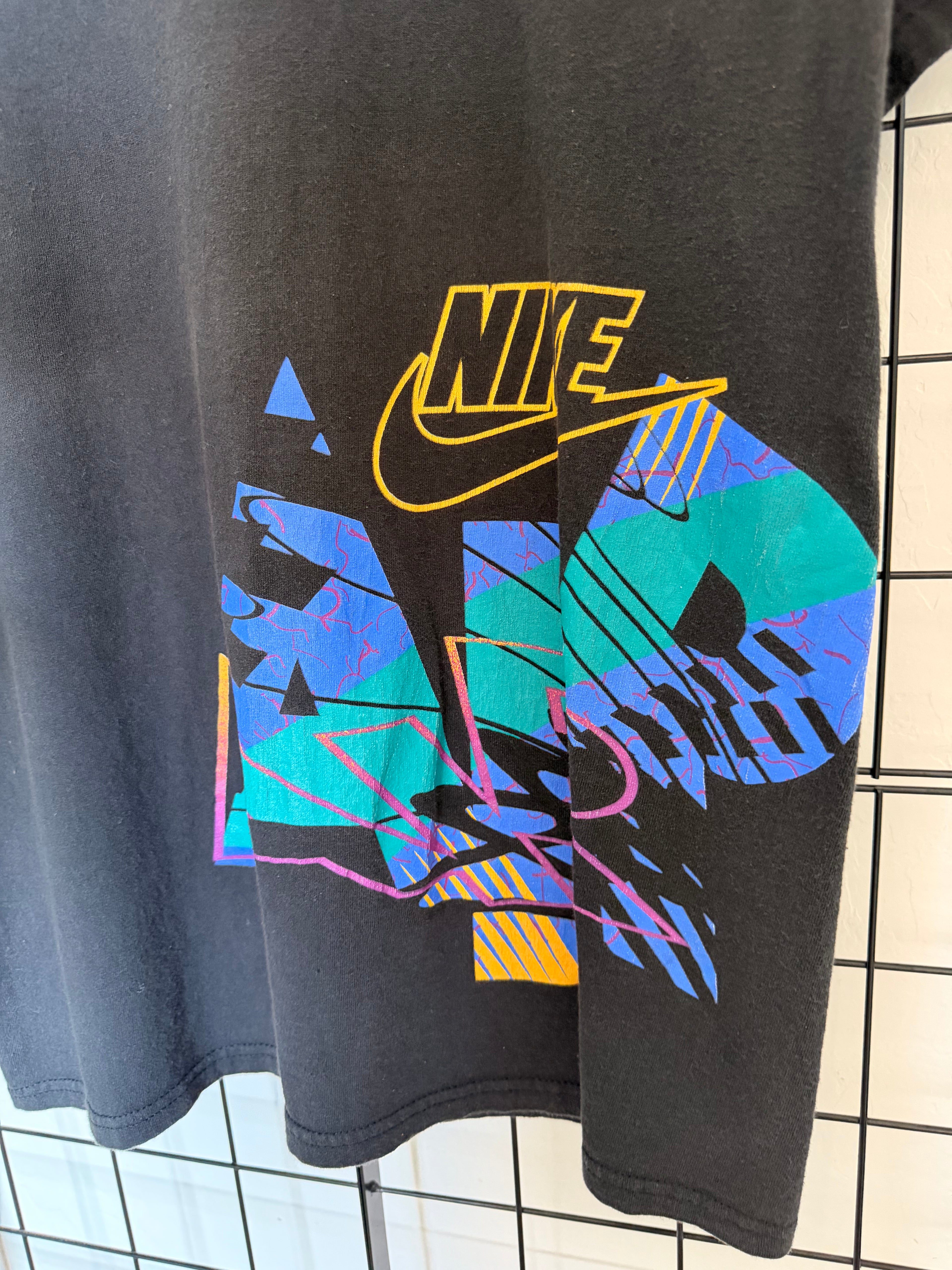 90s Vintage Nike Tee - M