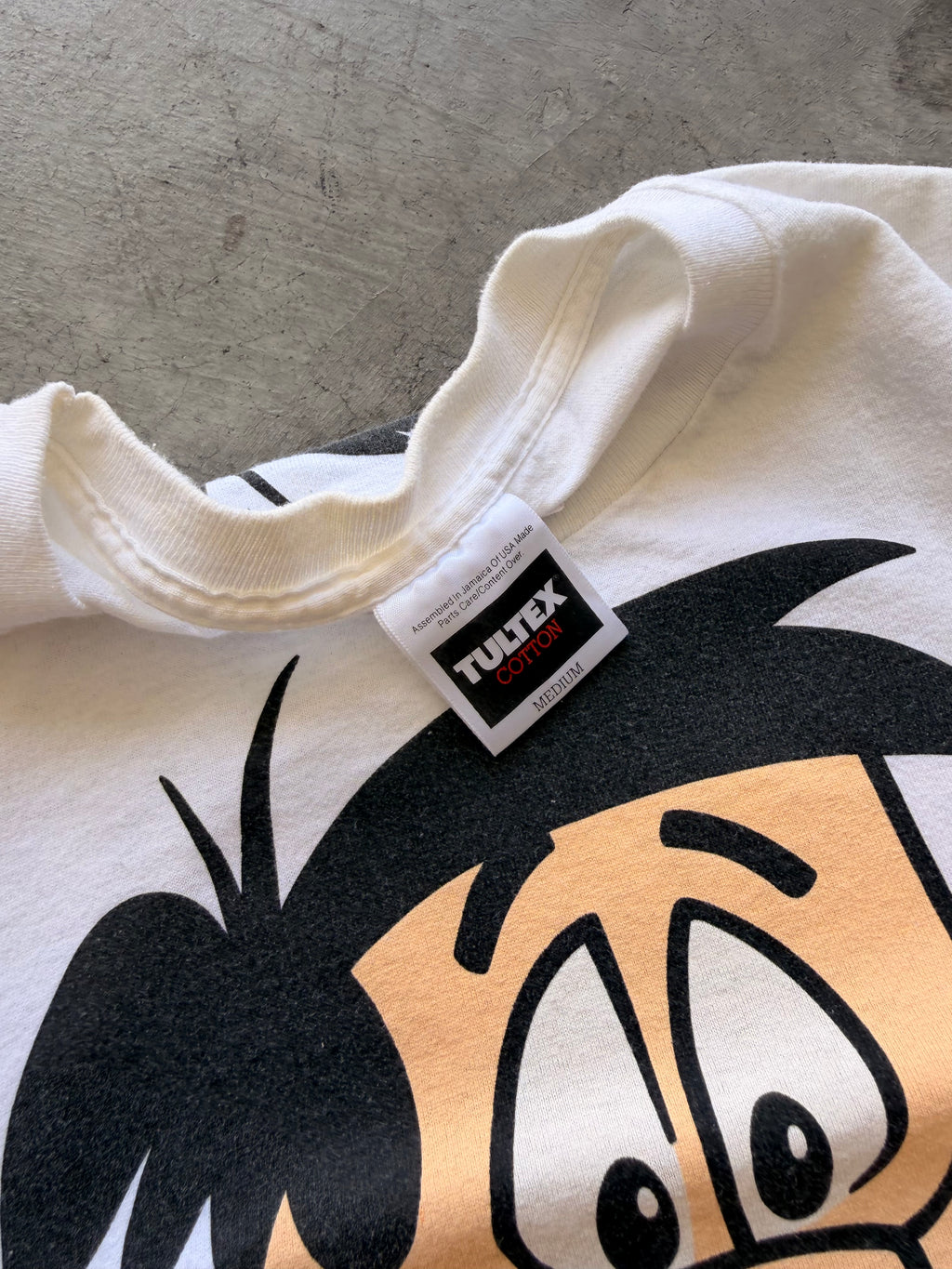 90s Fred Flintstone double sided tee - M