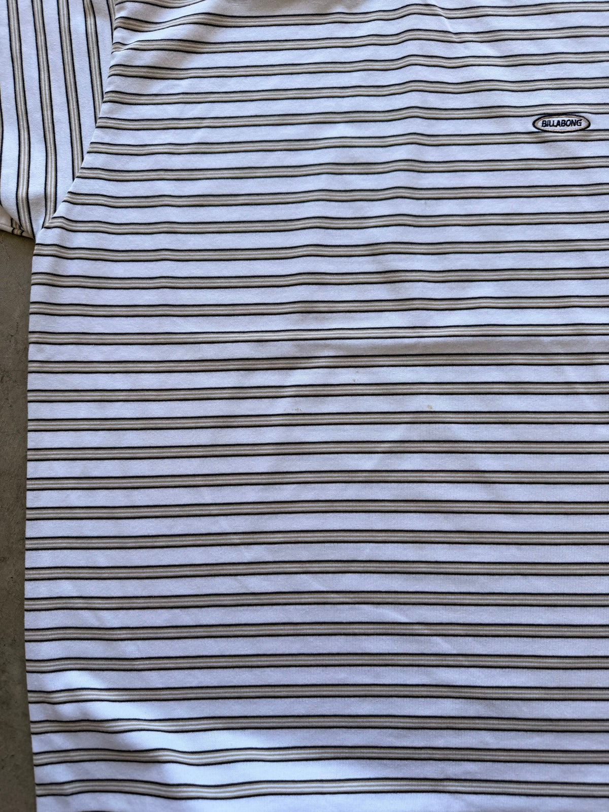 Billabong striped tee - L