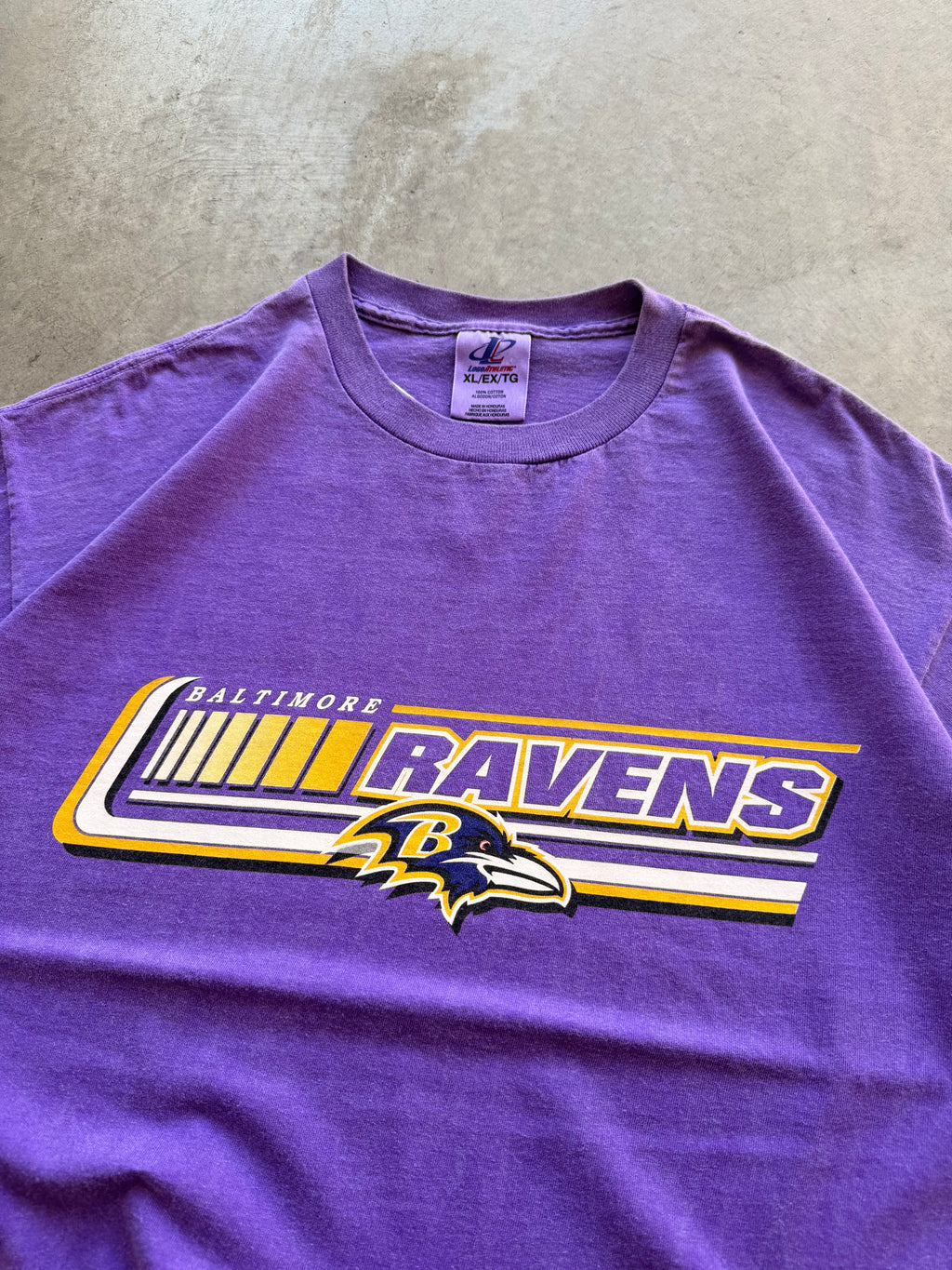 Ravens logo athletic tee - XL