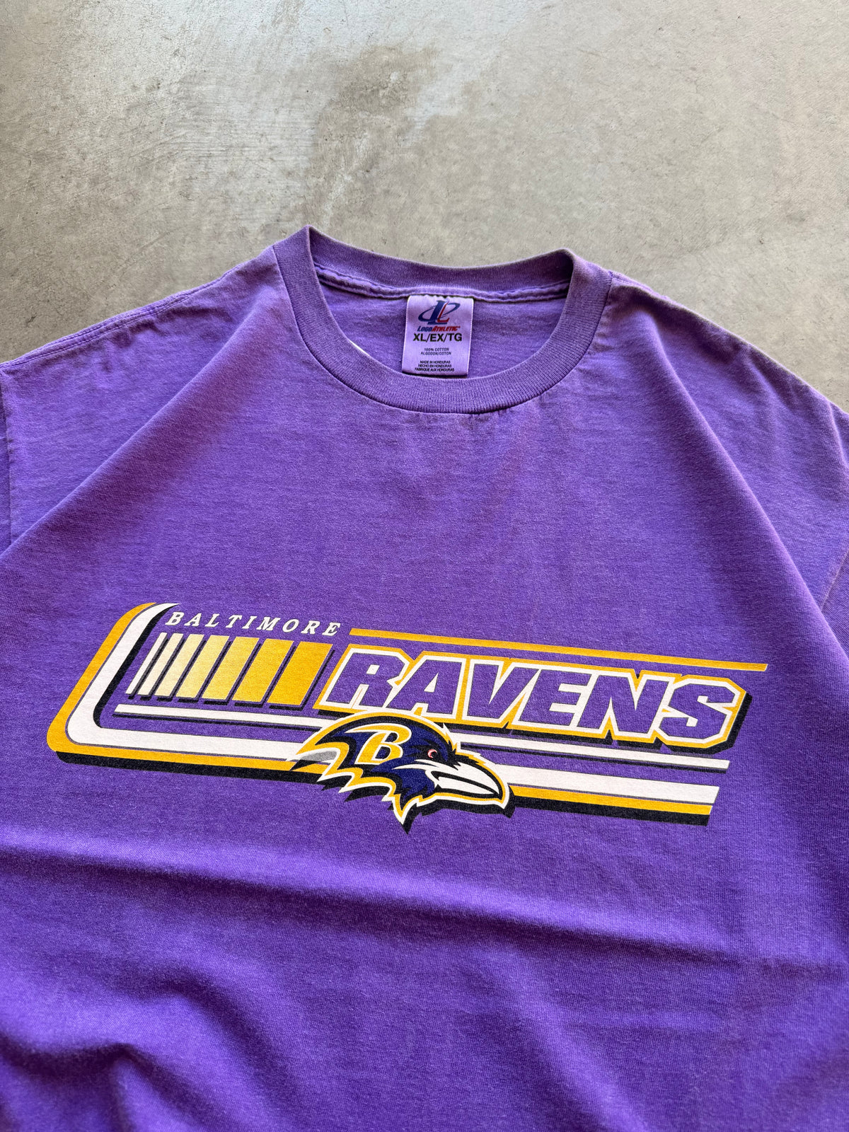 Ravens logo athletic tee - XL