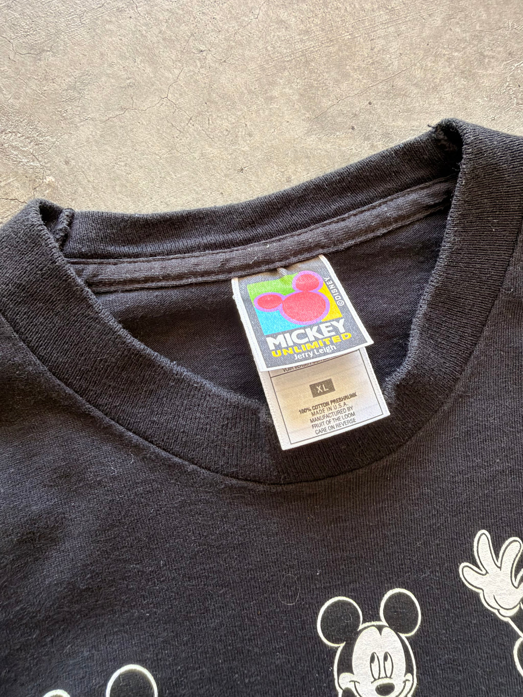 Vintage Disney black tee - XL