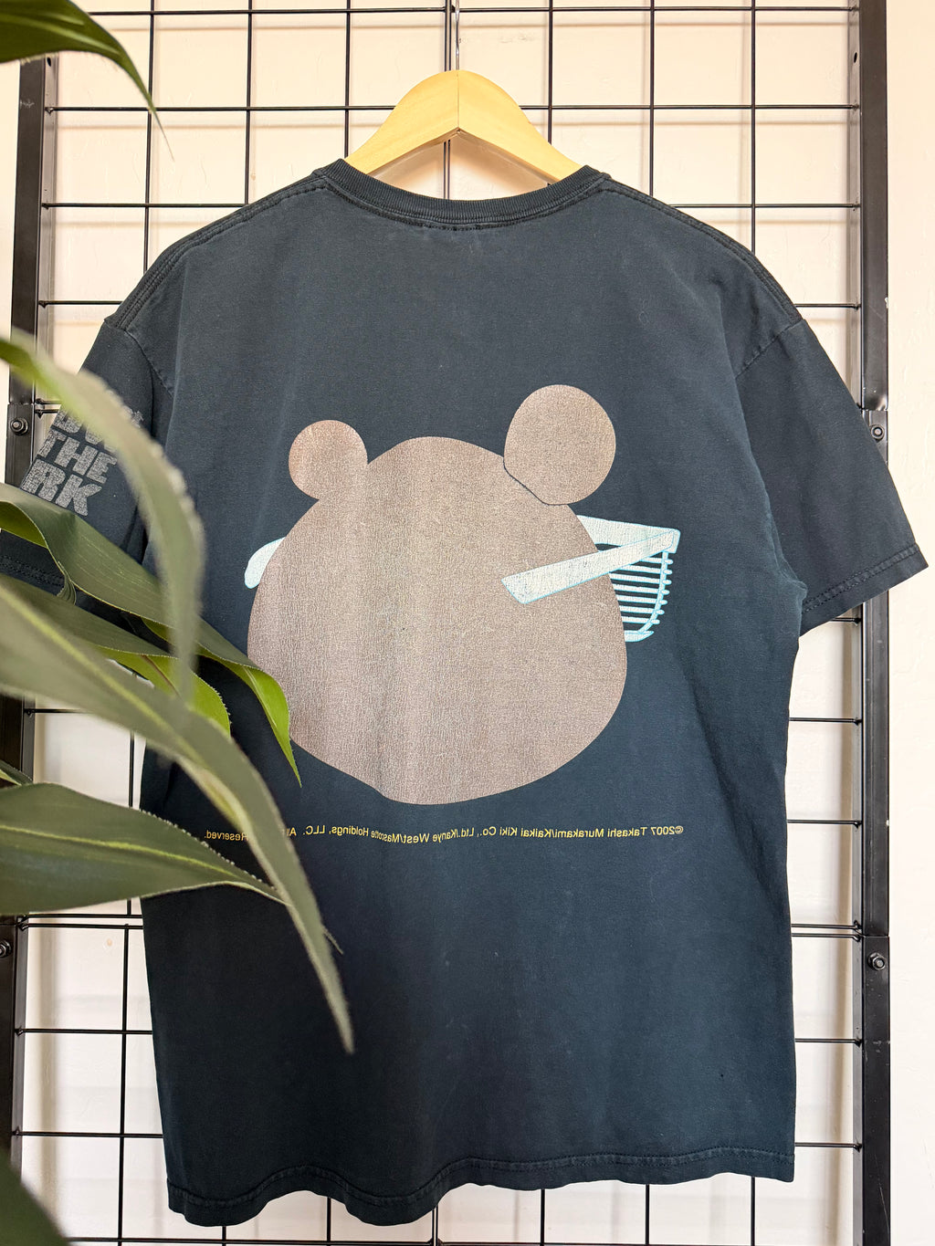 Kanye West glow in the dark 2007 tour tee - L