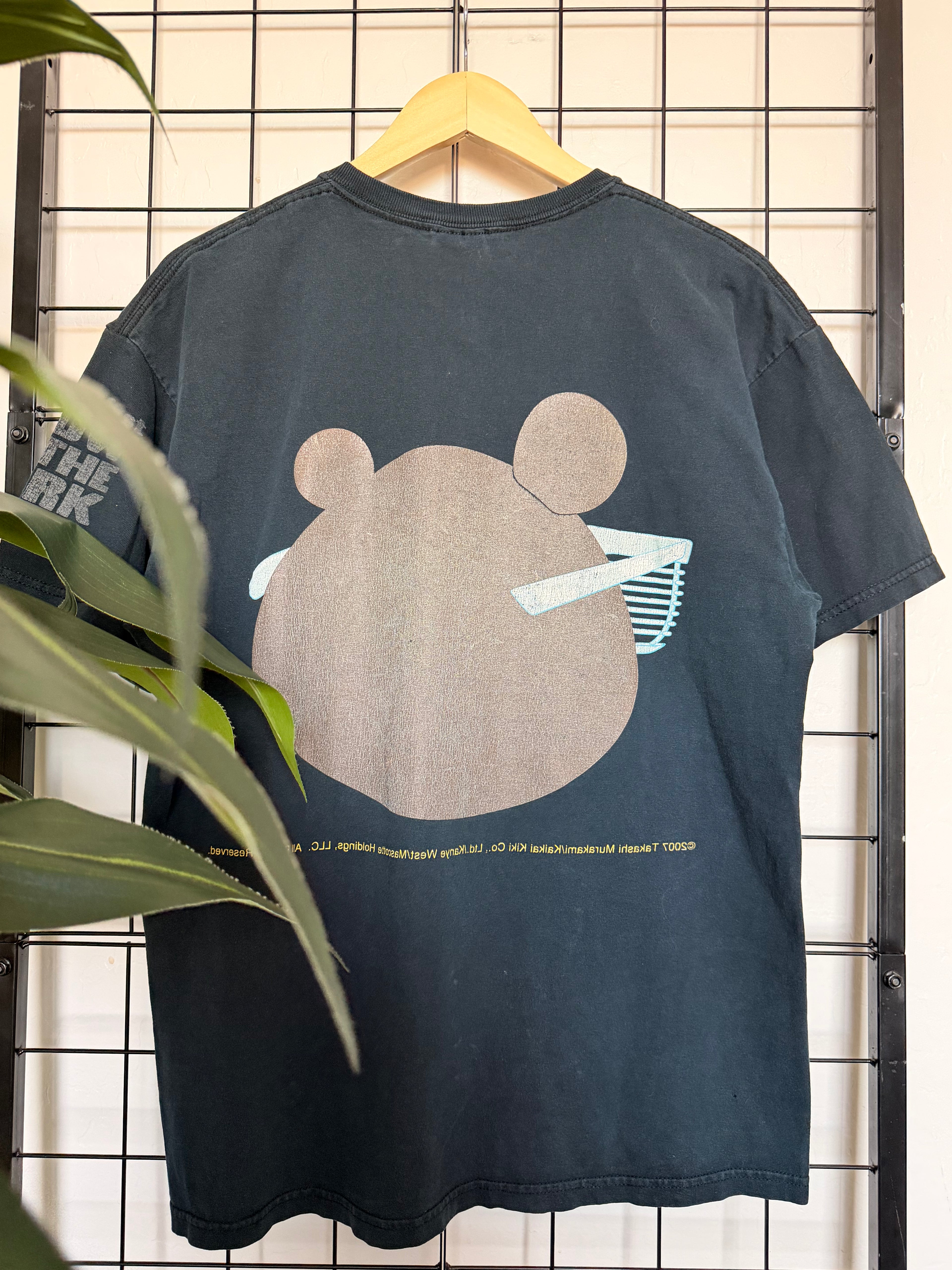Kanye West glow in the dark 2007 tour tee - L