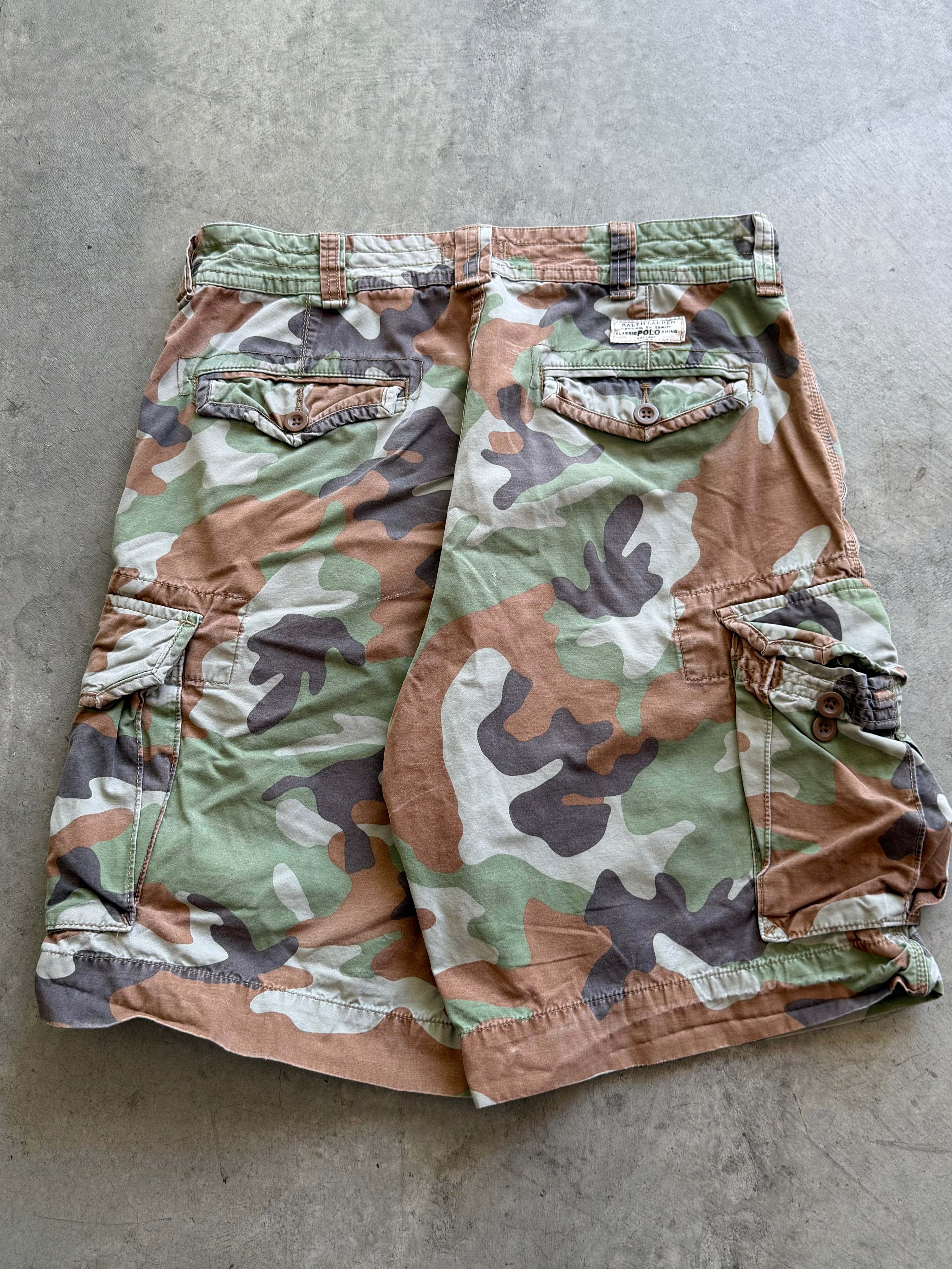 Polo Ralph Lauren camo cargo shorts Sz 33