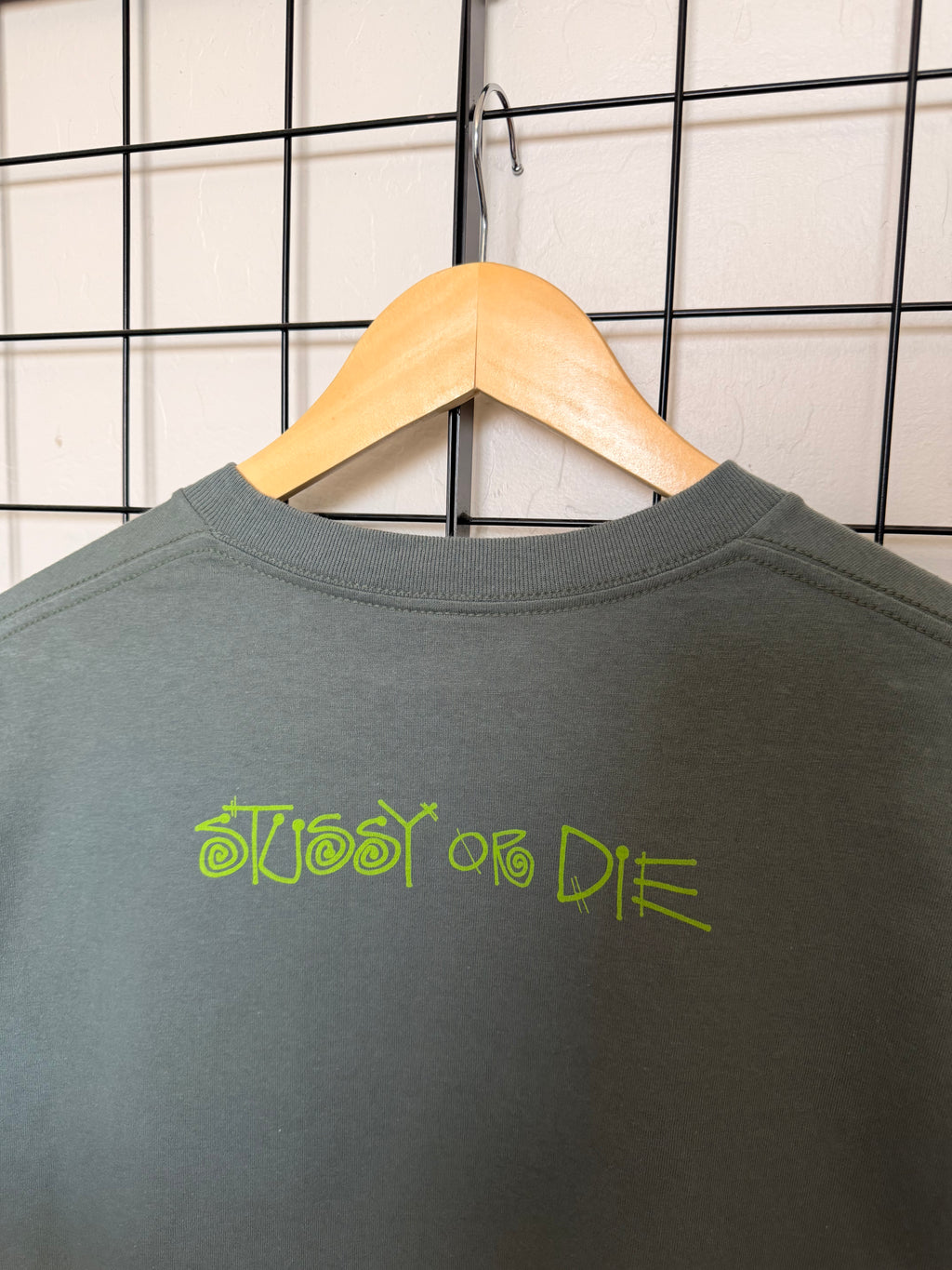 Stussy X Huf upside down skull tee - XL