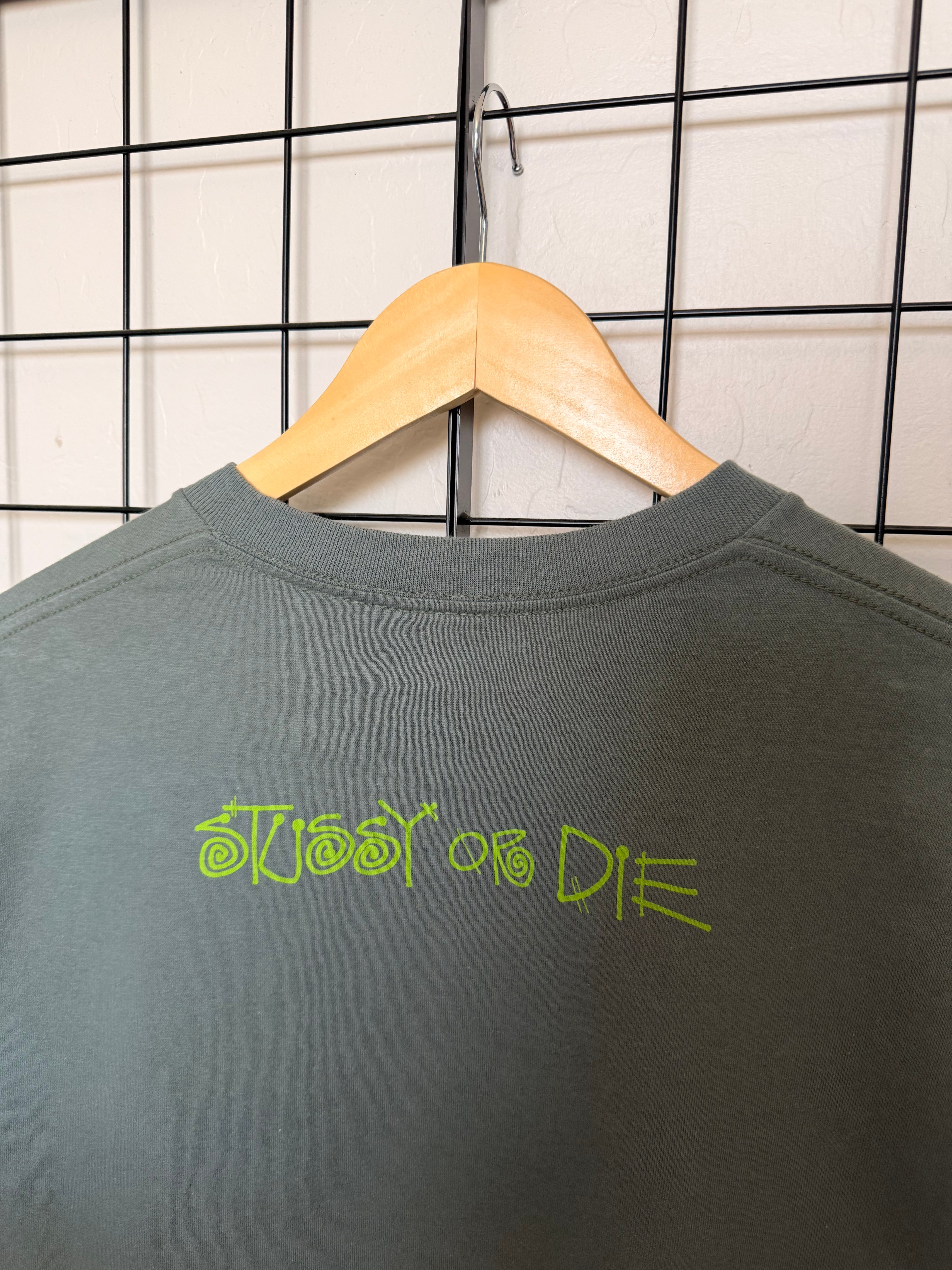Stussy X Huf upside down skull tee - XL