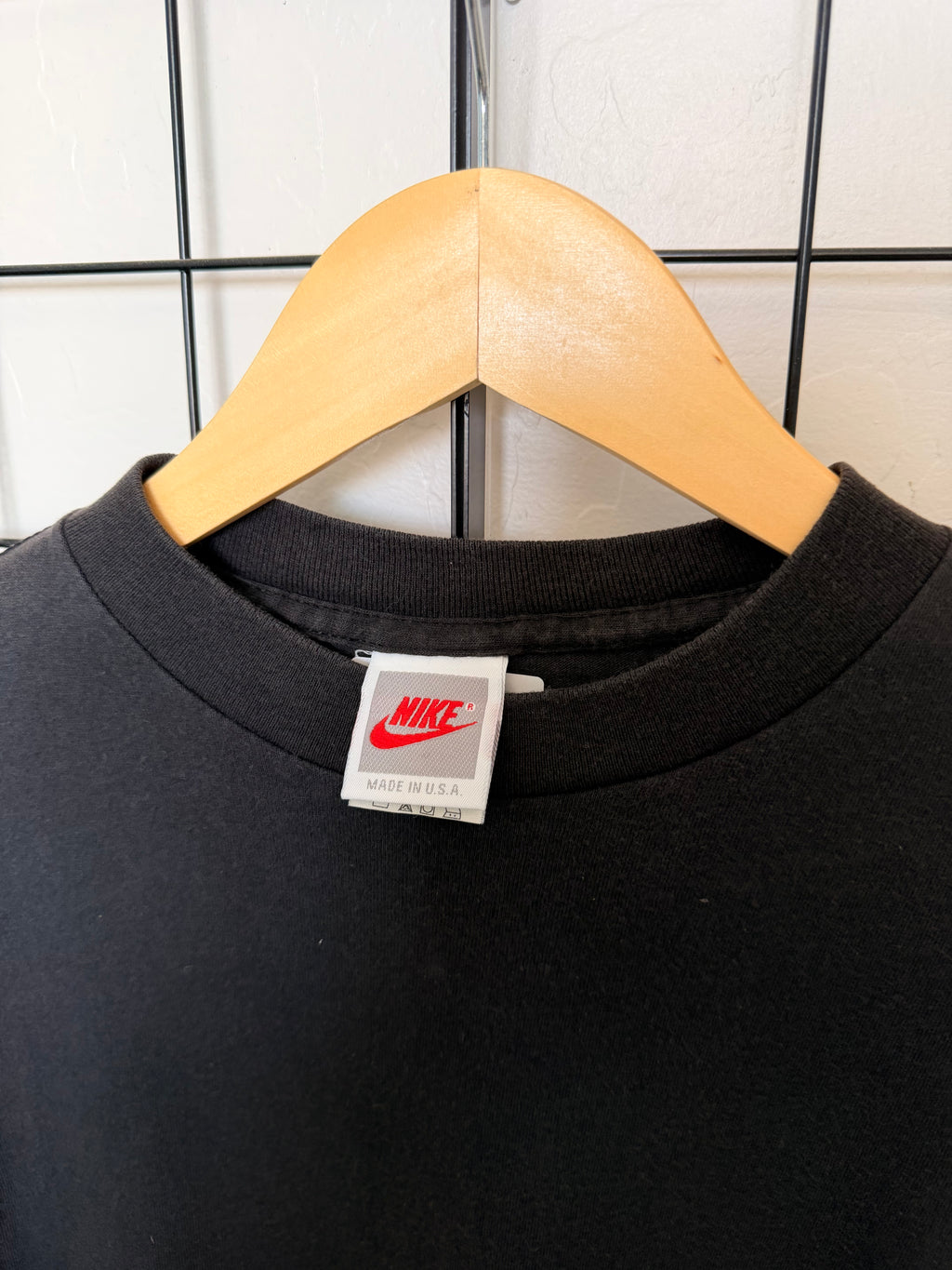 90s Vintage Nike Tee - M