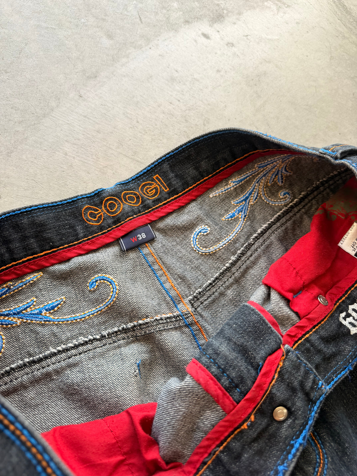 y2k Coogi blue embroidered shorts Sz 38