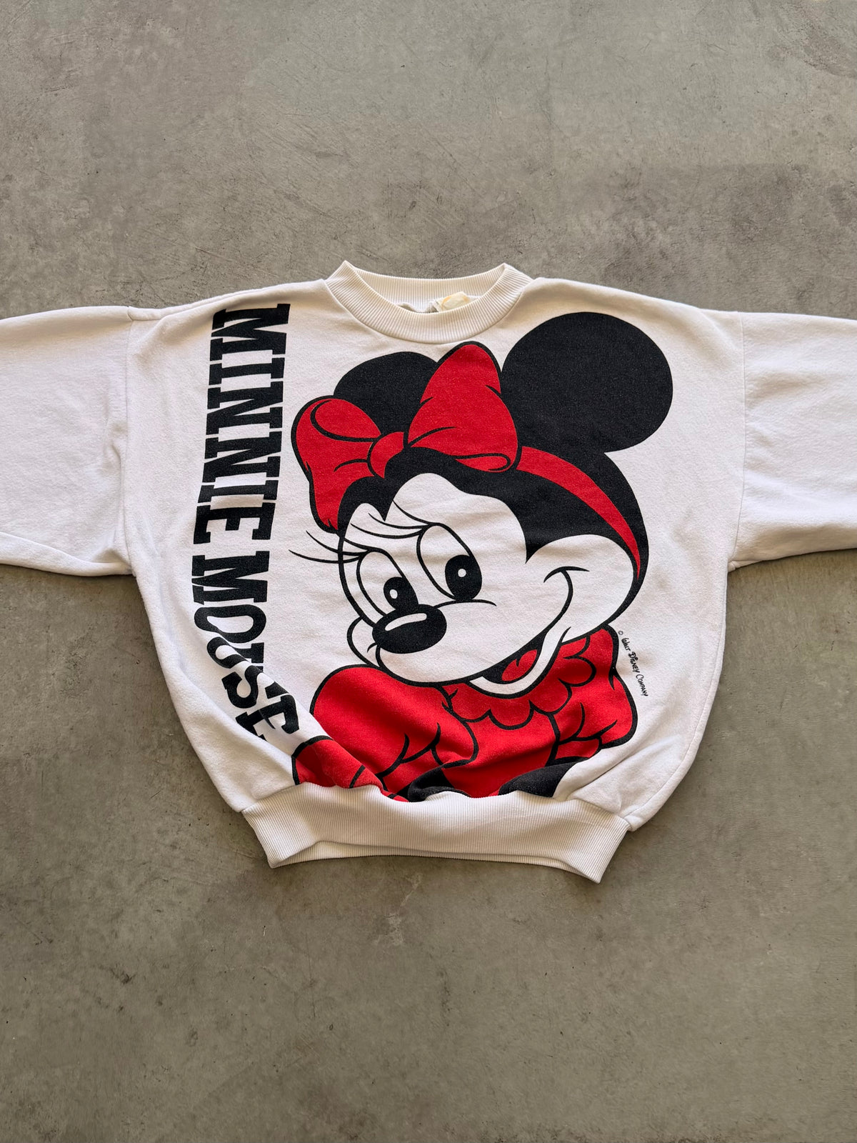 Minnie Mouse white crewneck - M