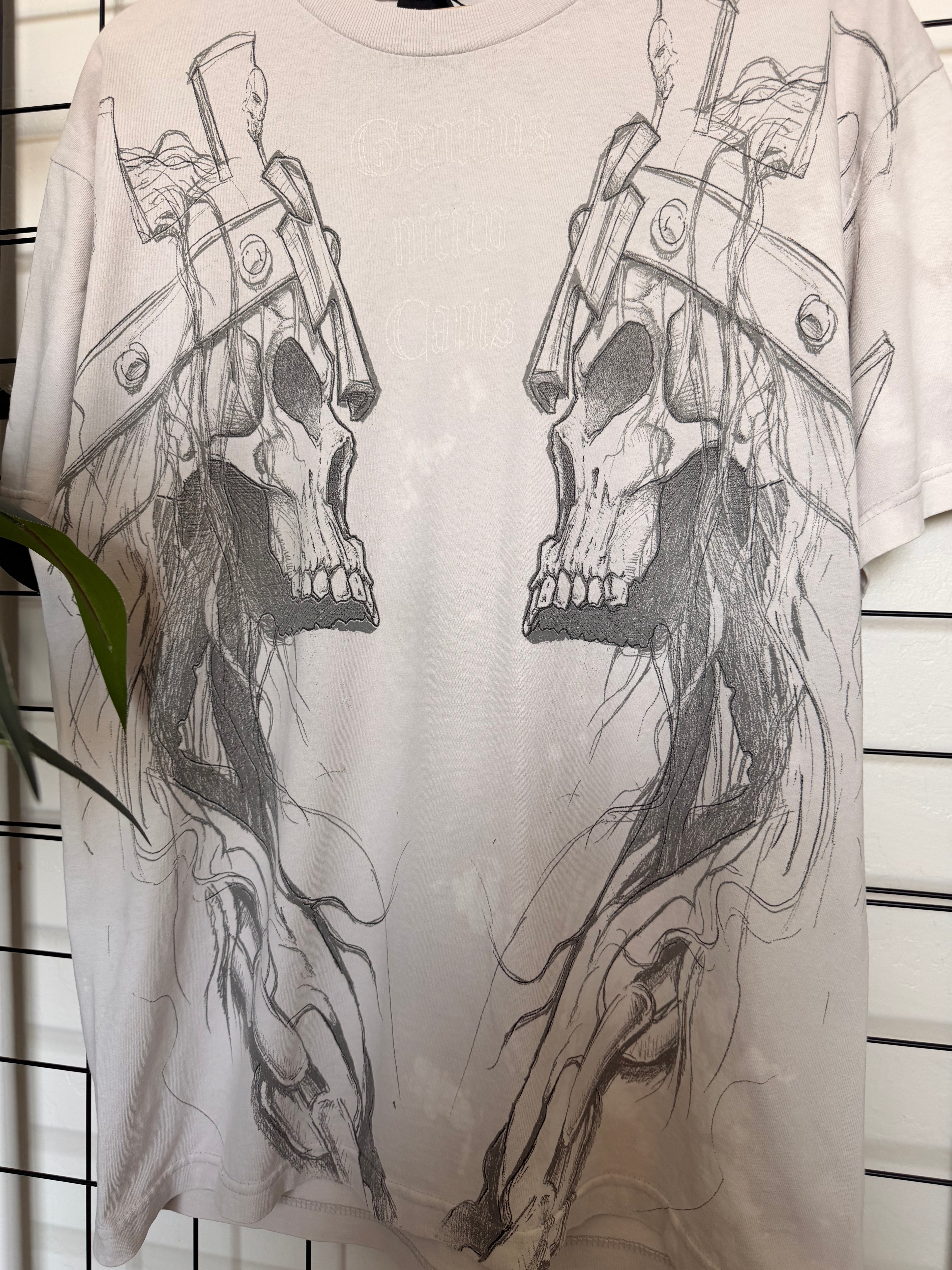 Triple H WWE AOP tee - L
