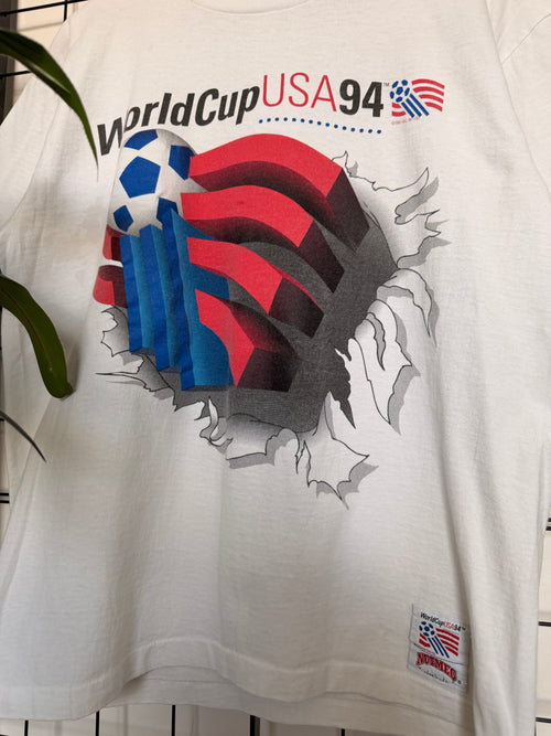1994 World Cup breakthough Nutmeg tee - L