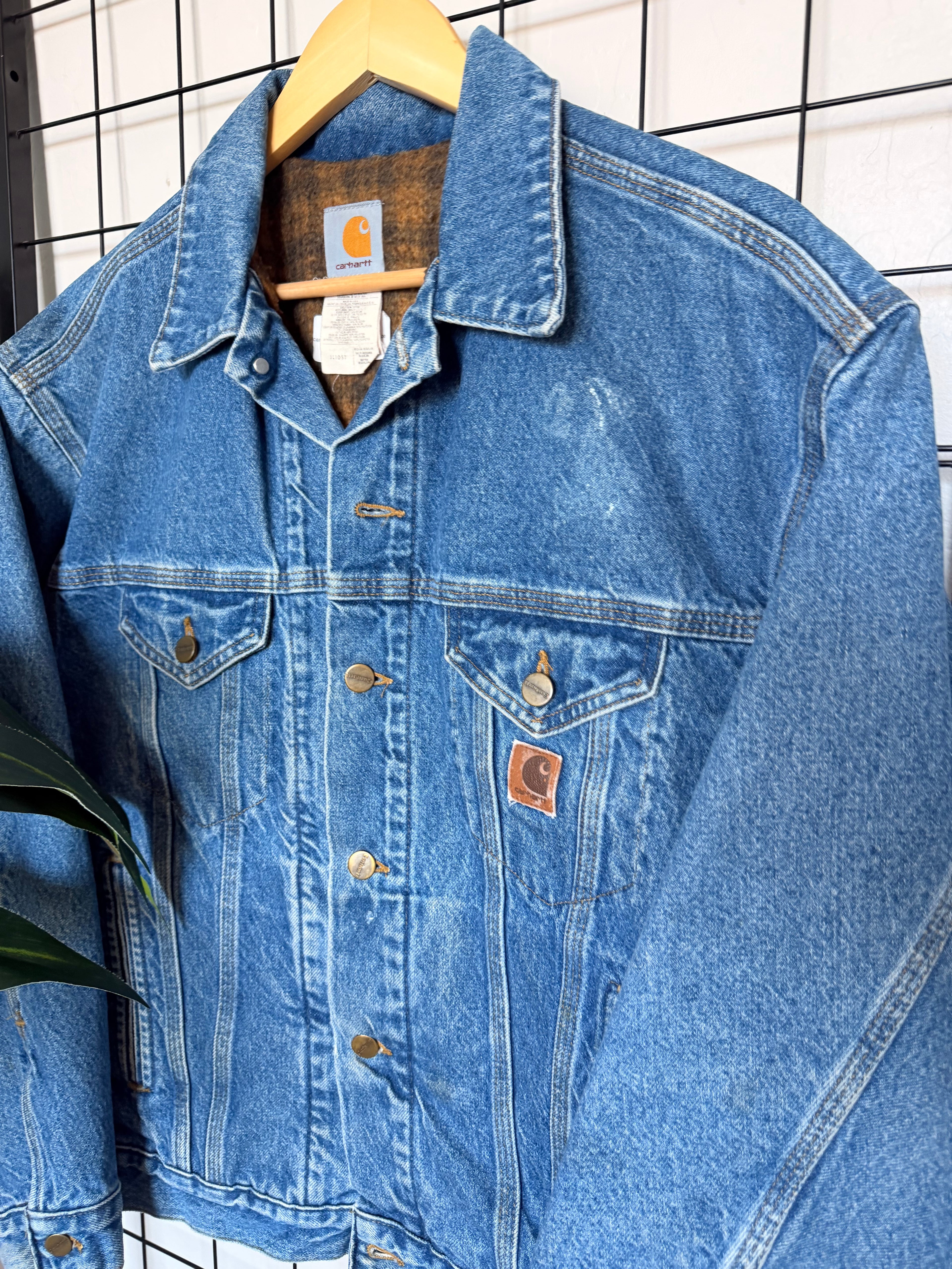 2002 denim Carhartt blanket lined jacket - M