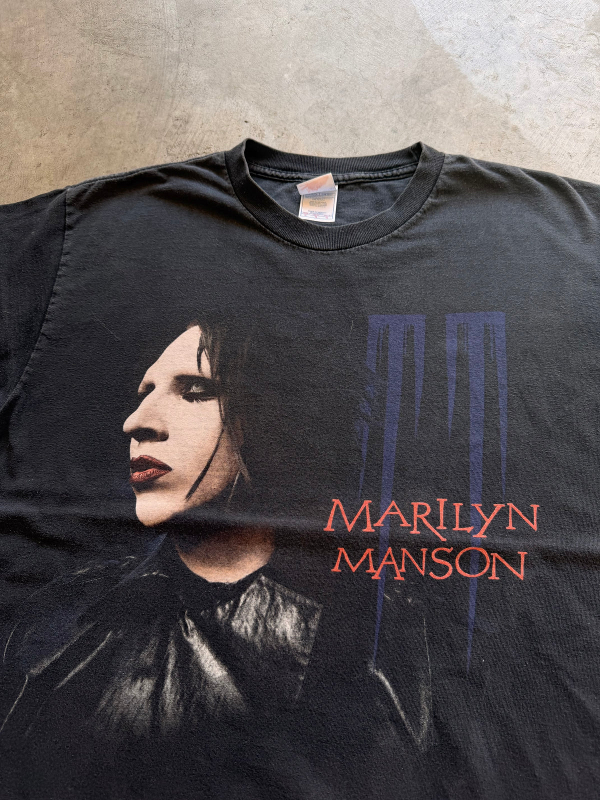 Marilyn Manson black tee - L