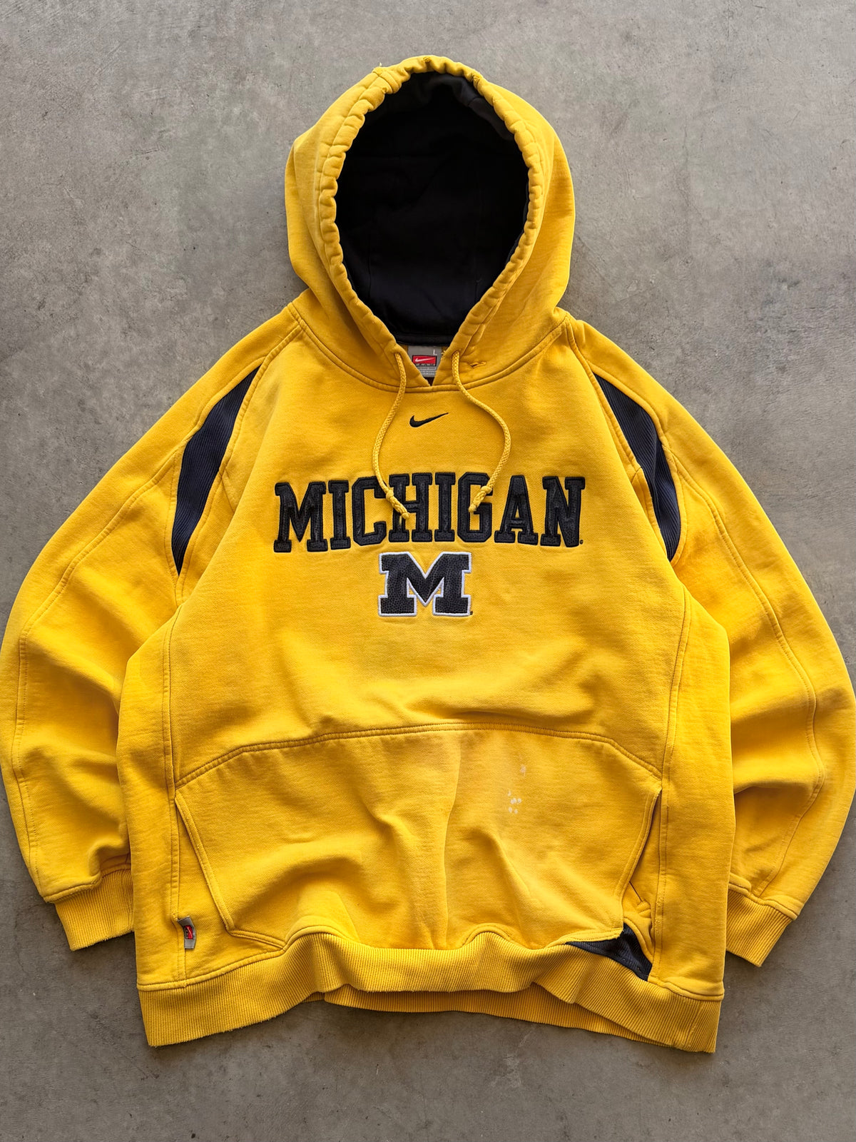 Vintage Nike Michigan hoodie - L