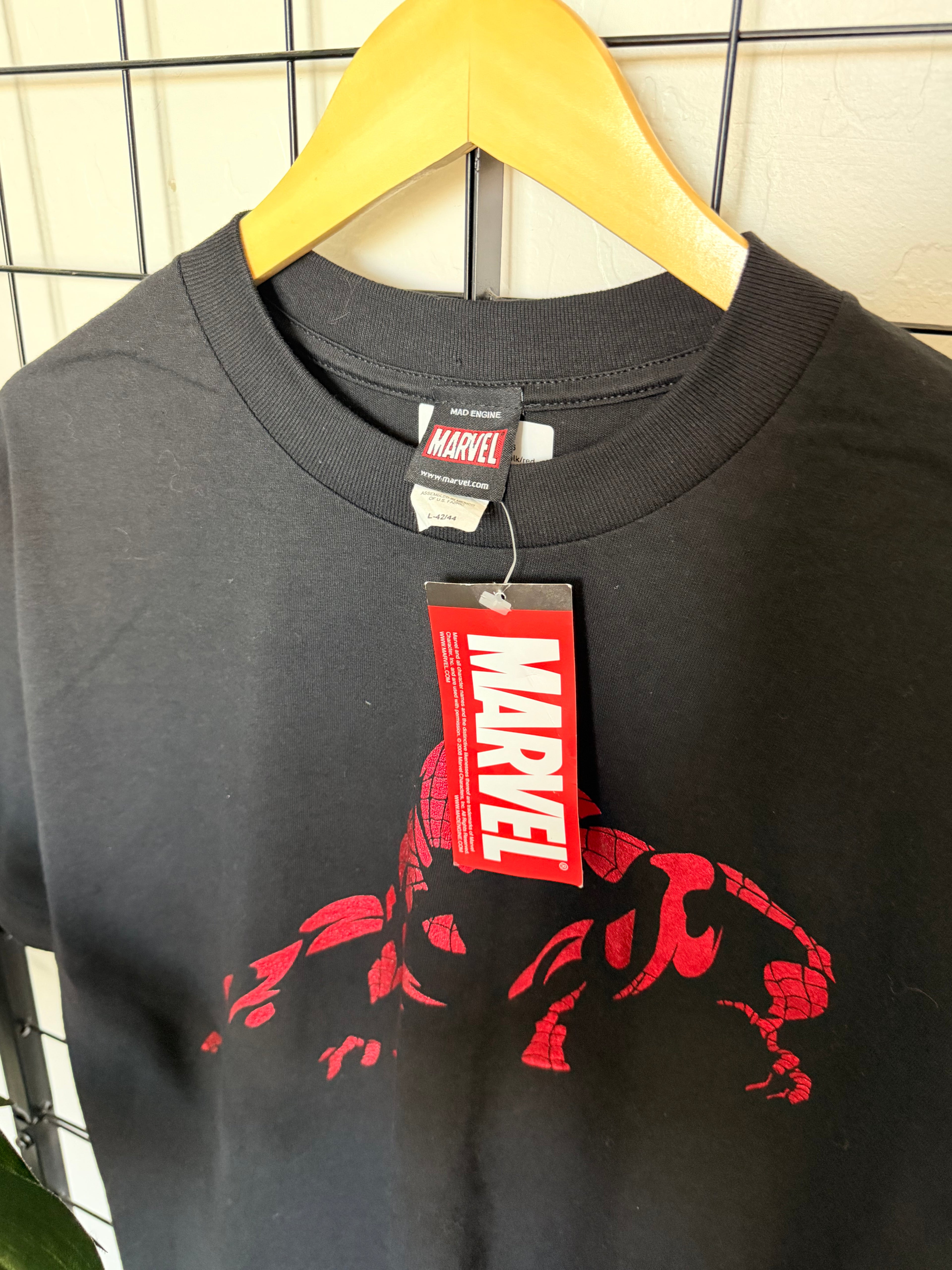 Spider-Man metallic logo black tee - L