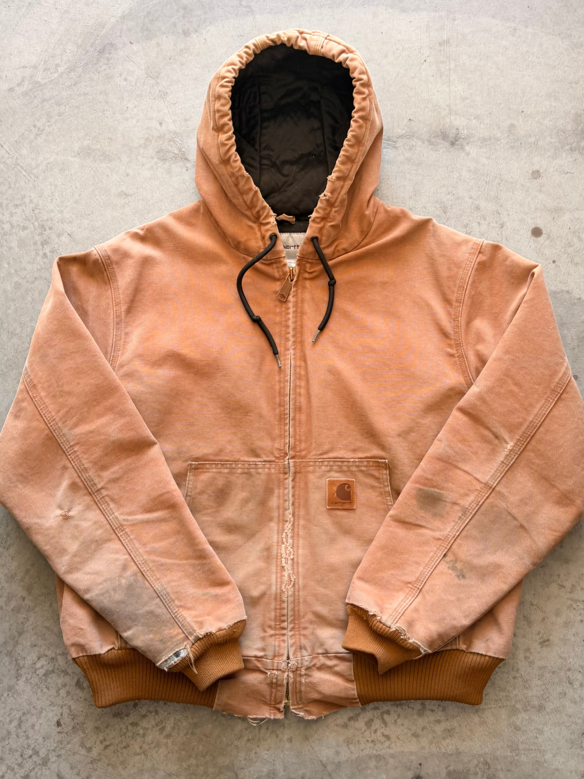 Tan distressed carhartt hooded jacket - L