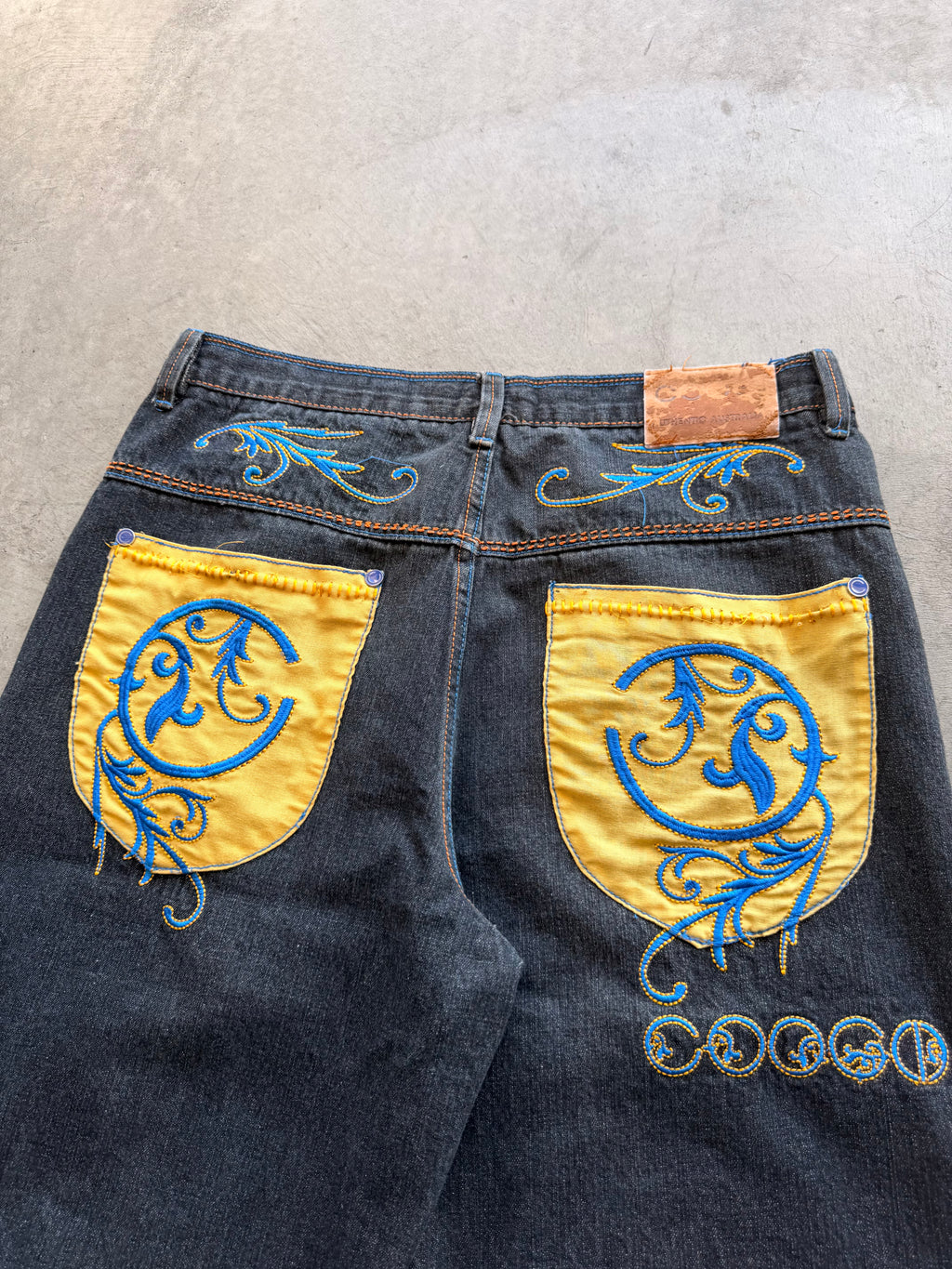 y2k Coogi blue embroidered shorts Sz 38