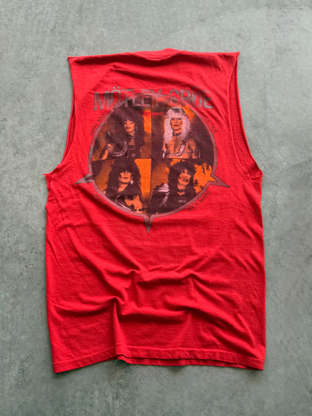Motley Crue vintage cut off sleeve tee - S