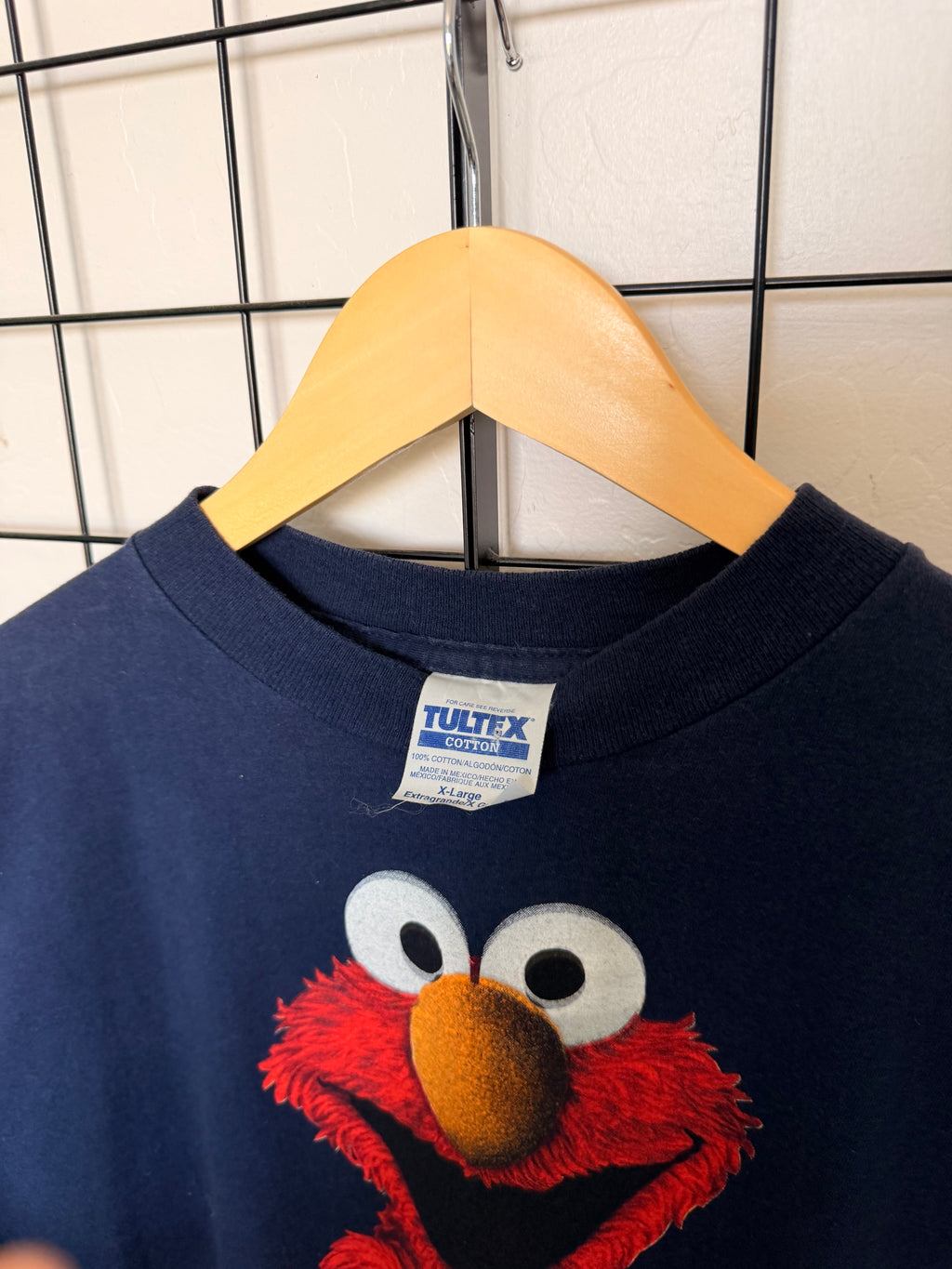 Jim Henson Productions Elmo graphic tee - XL