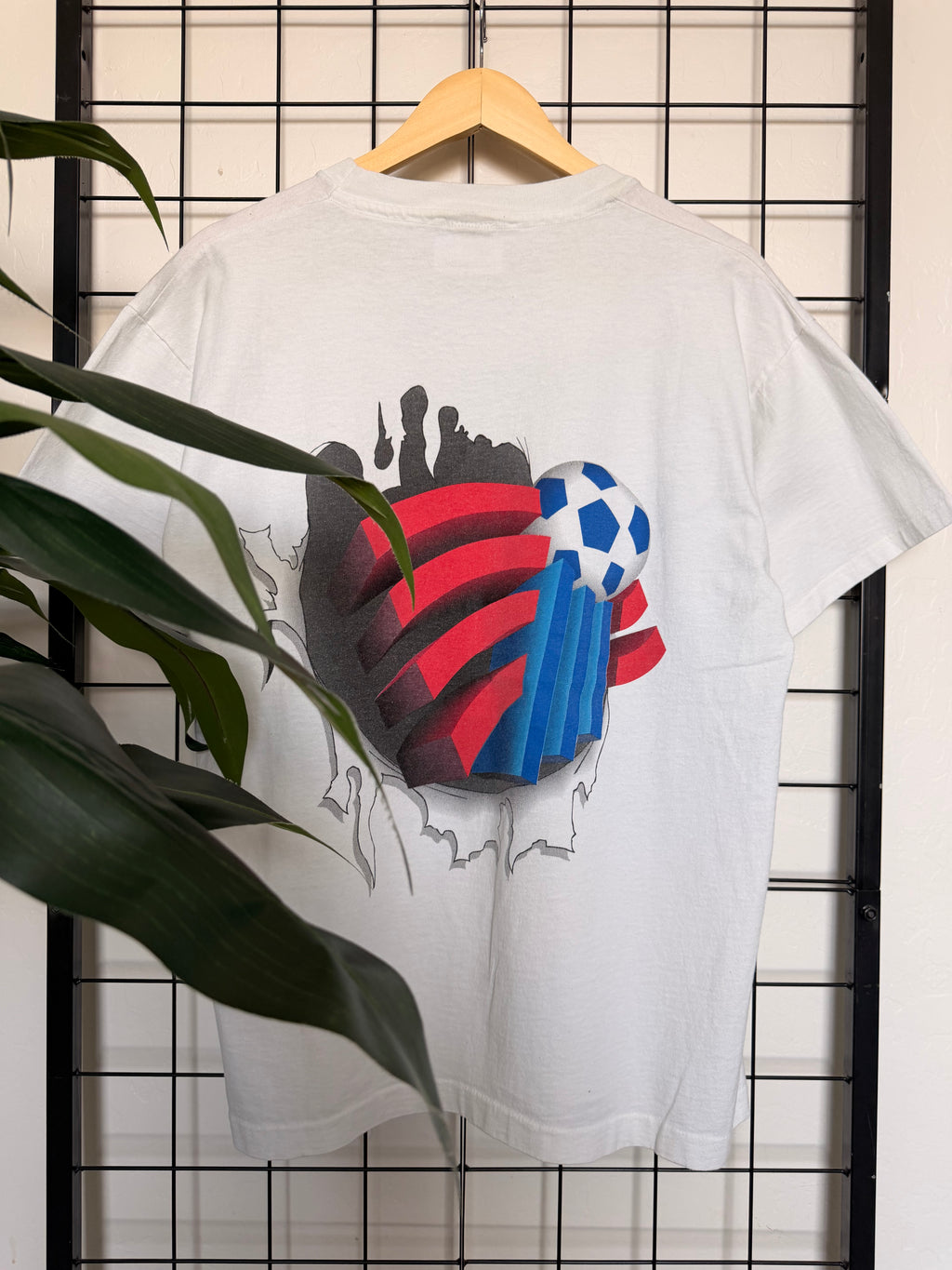 1994 World Cup breakthough Nutmeg tee - L