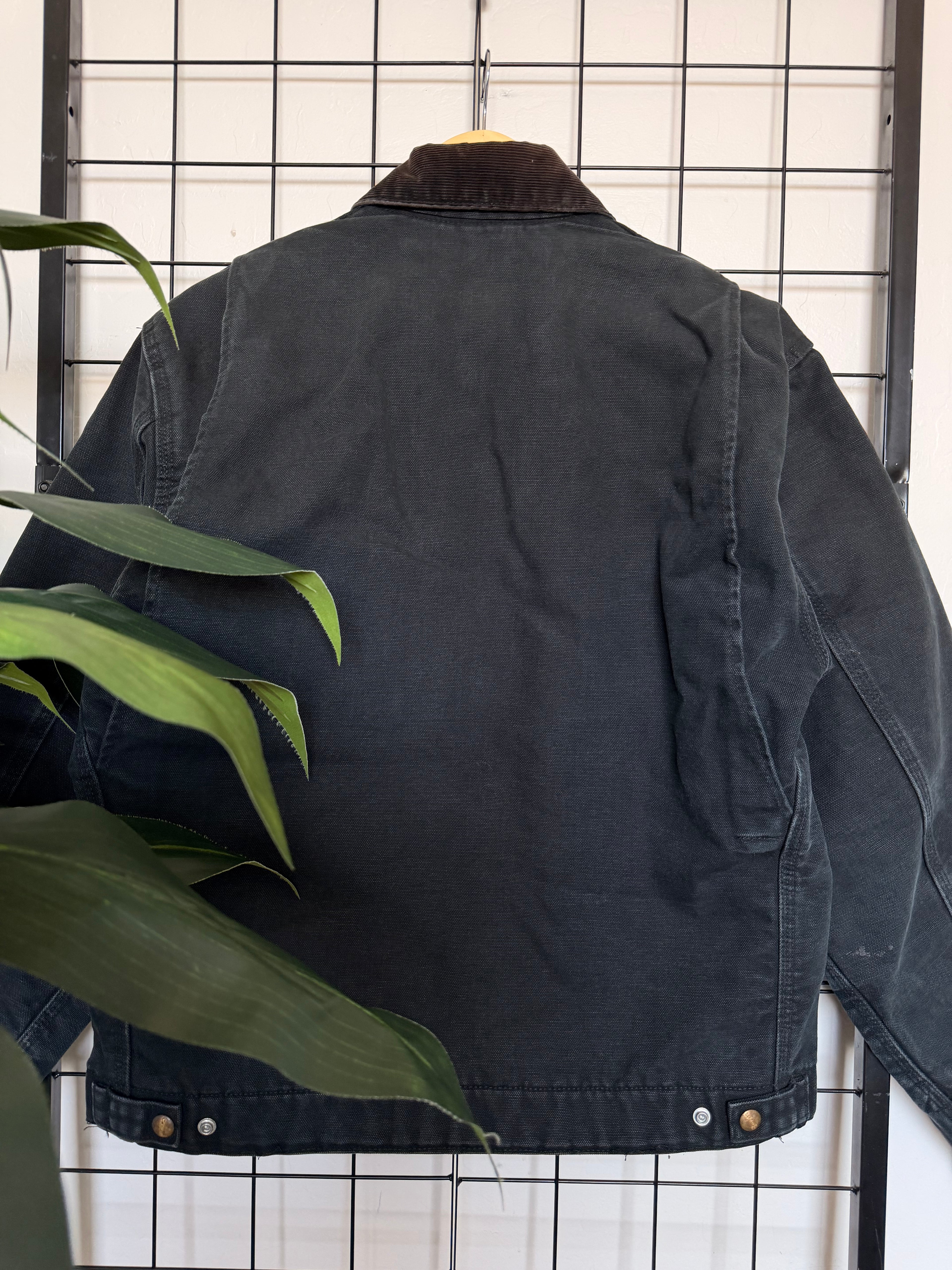 J001 Black Carhartt Detroit blanket lined jacket - M