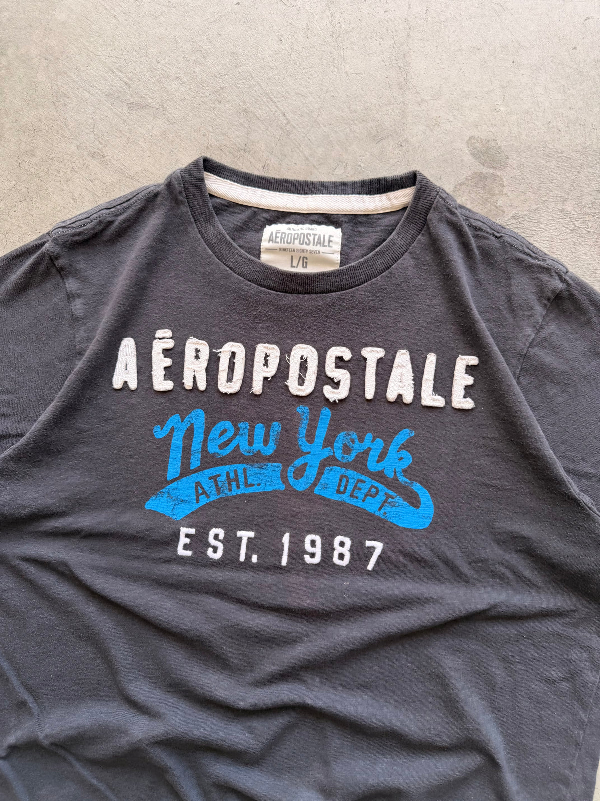 Y2K Aeropostale black tee - L