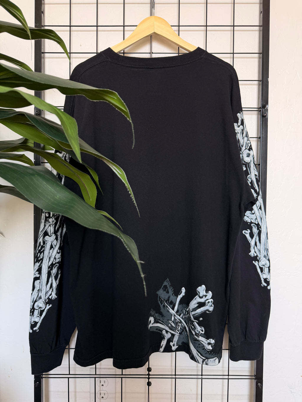 Bad to the bone Grave Digger long sleeve - 2XL